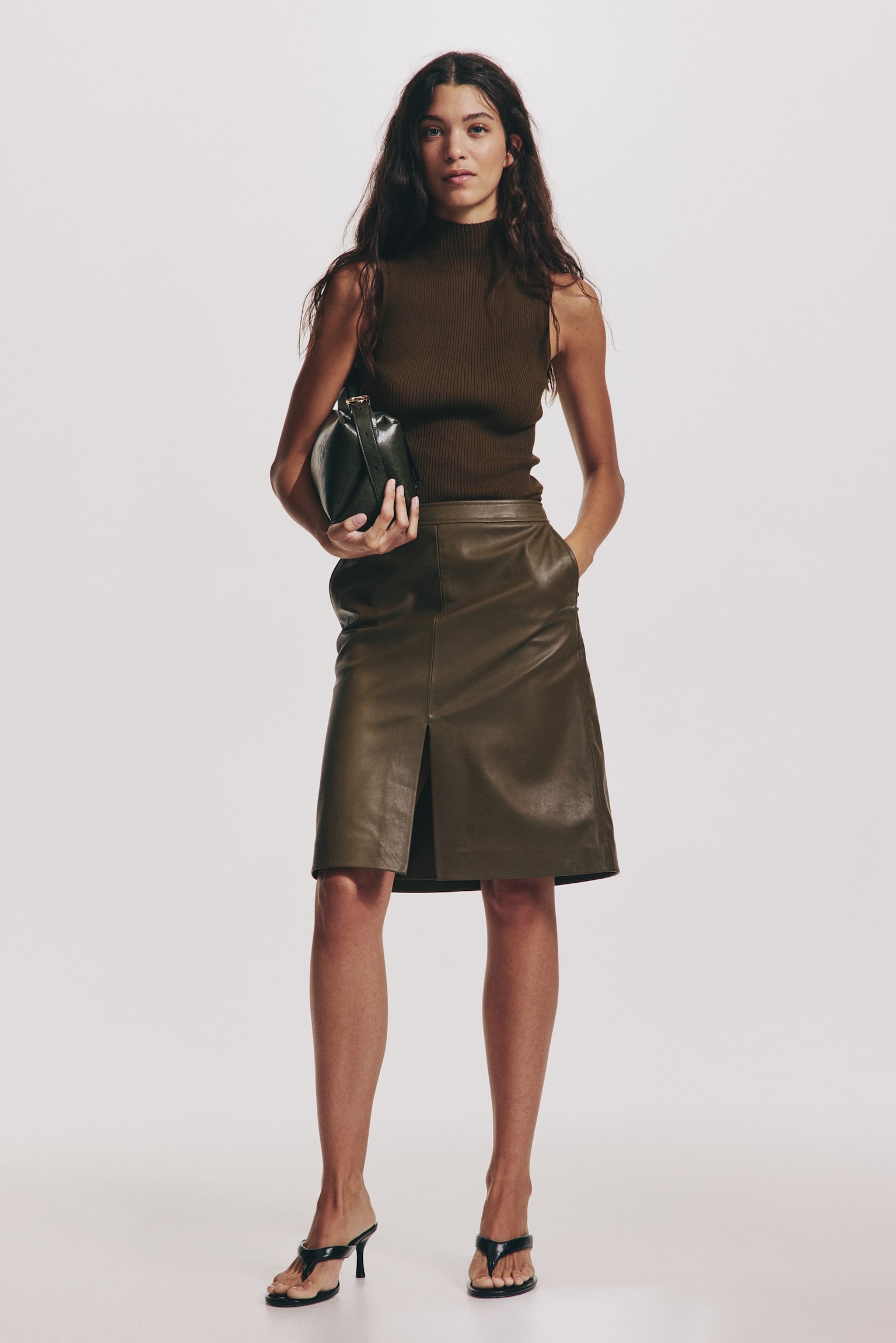 Rib-knit turtleneck top - Café oscuro/Crema - 1