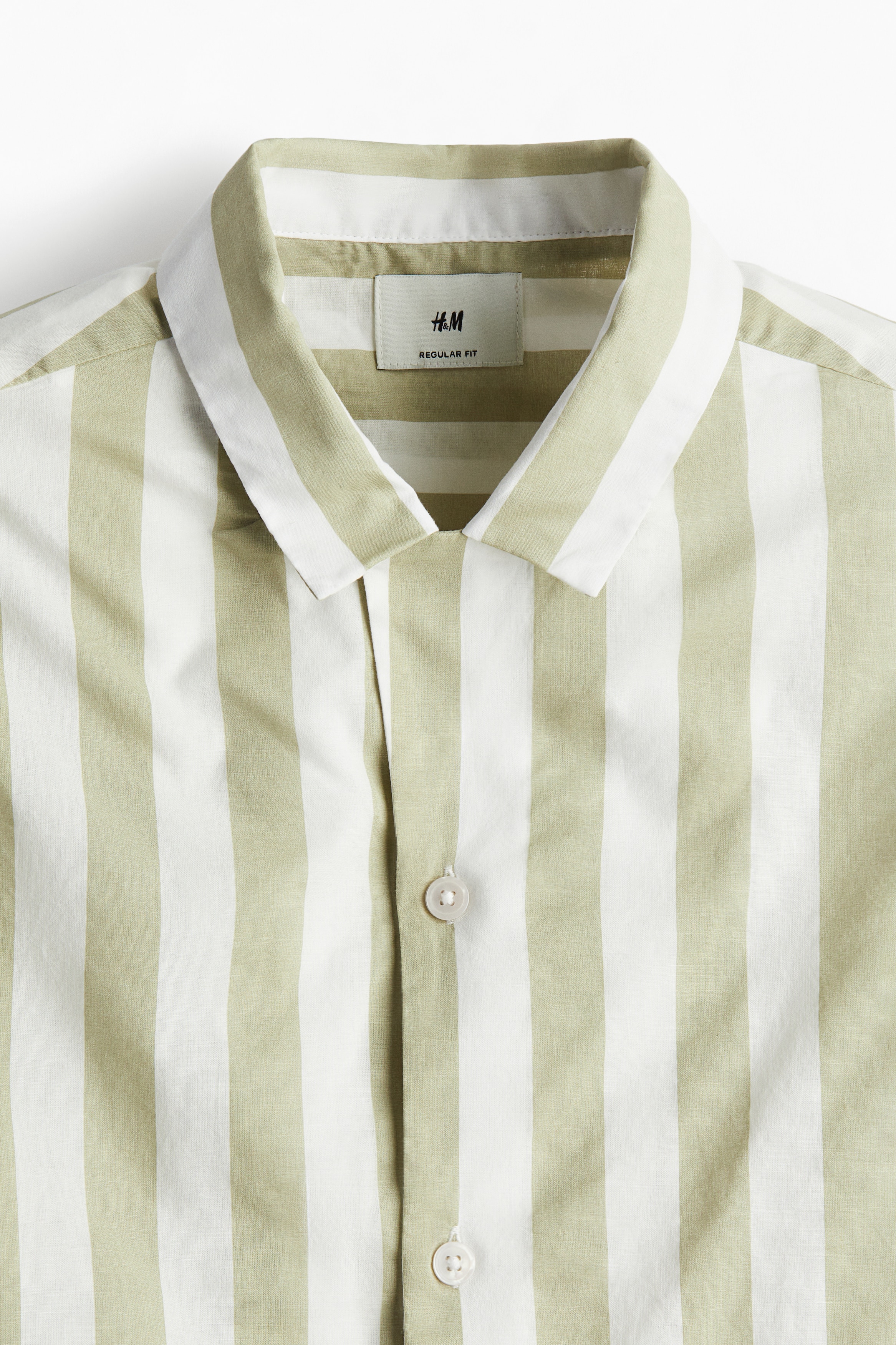 Regular Fit Printed resort shirt Green/White striped Men H&M IN