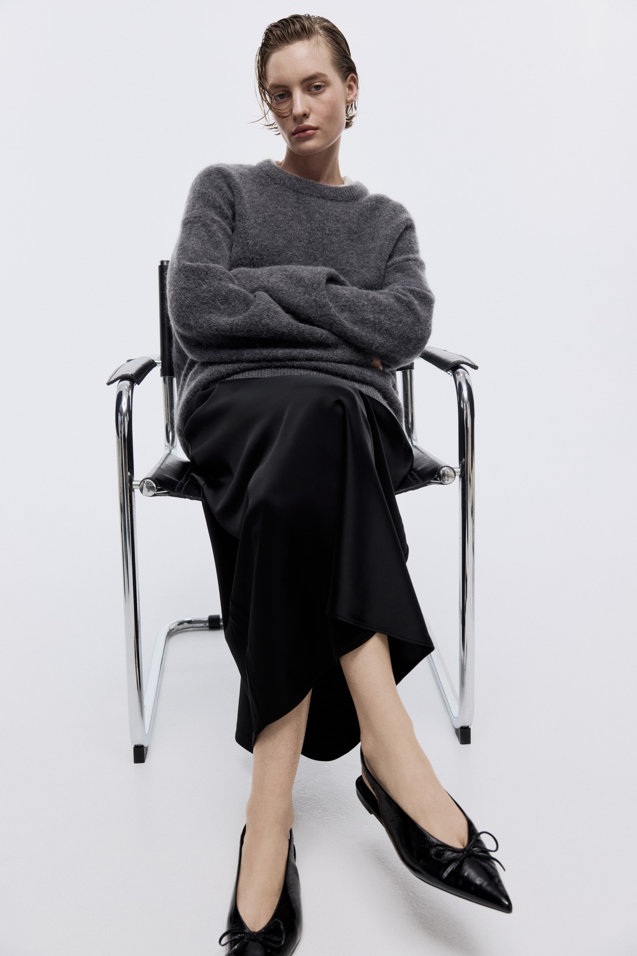 Zobraziť väčší obrázok: Midisukňa - Čierna - ŽENY | H&M SK 2