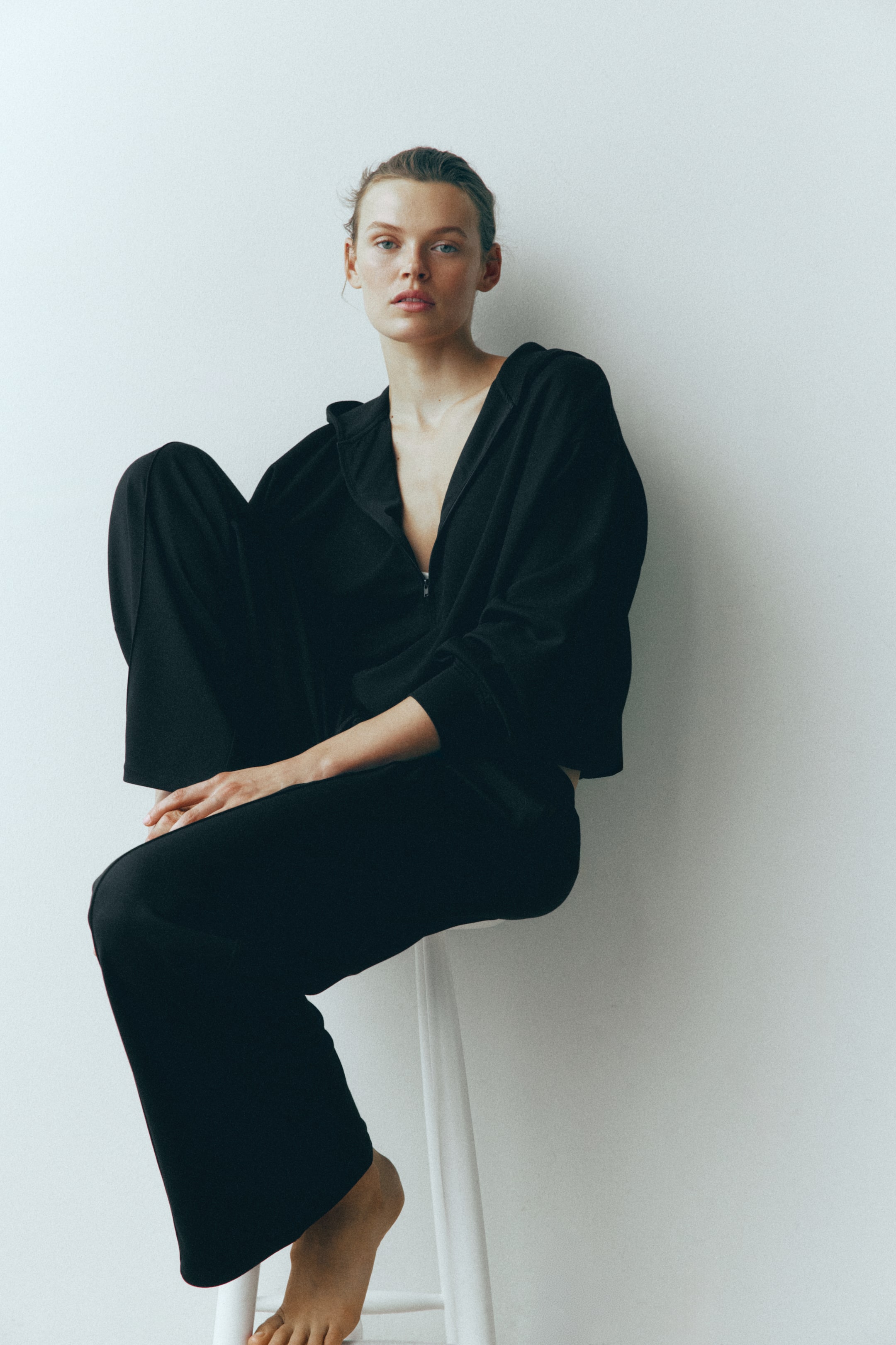 Viscose-Blend Drawstring Pants