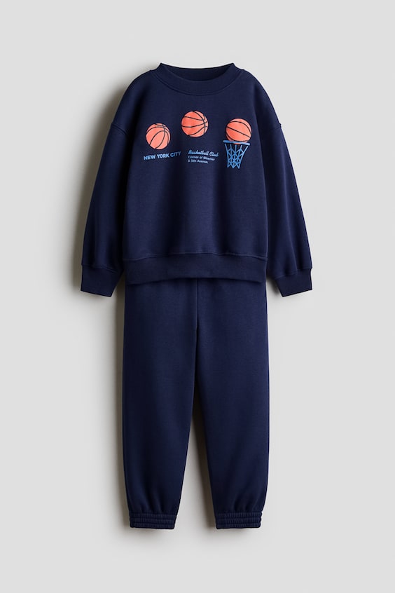 Детские топы H&M 2-Piece Printed Sweatshirt and Joggers Set