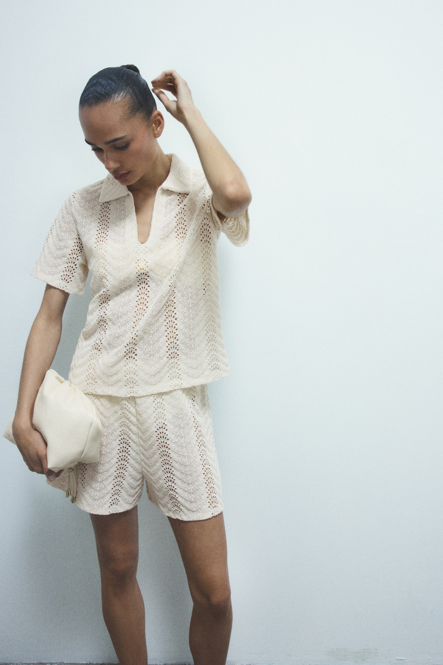 Crochet-Look Polo Shirt - Light beige/Dark brown/Dark brown/striped - 1