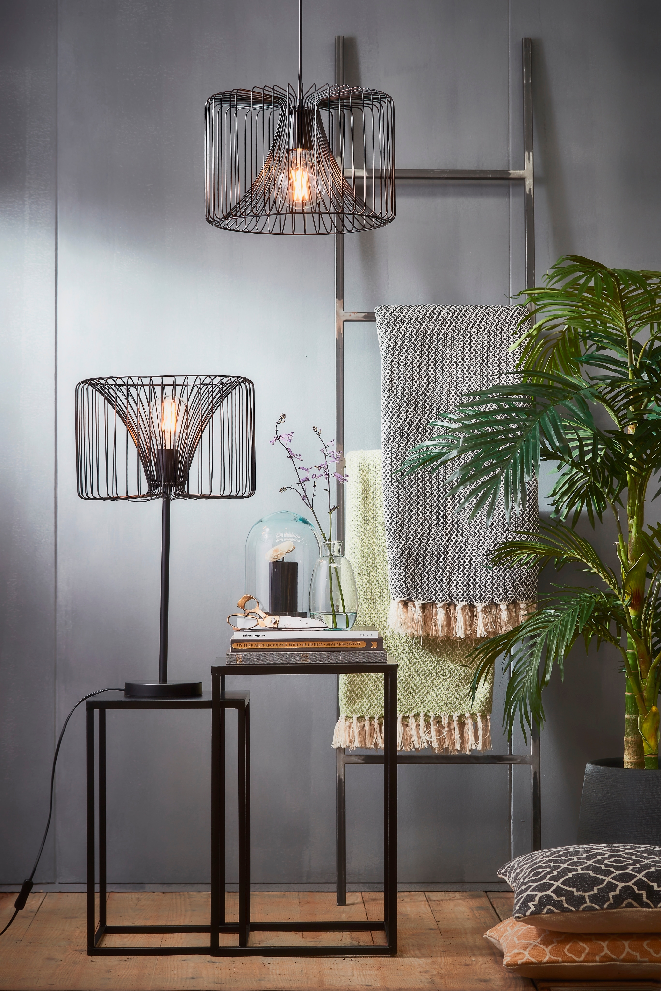 Sidobord I Metall - Svart