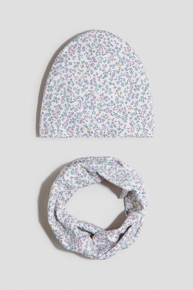 2-piece Beanie and Tube Scarf Set - White/floral/Light pink/heart/Beige/leopard print - 1