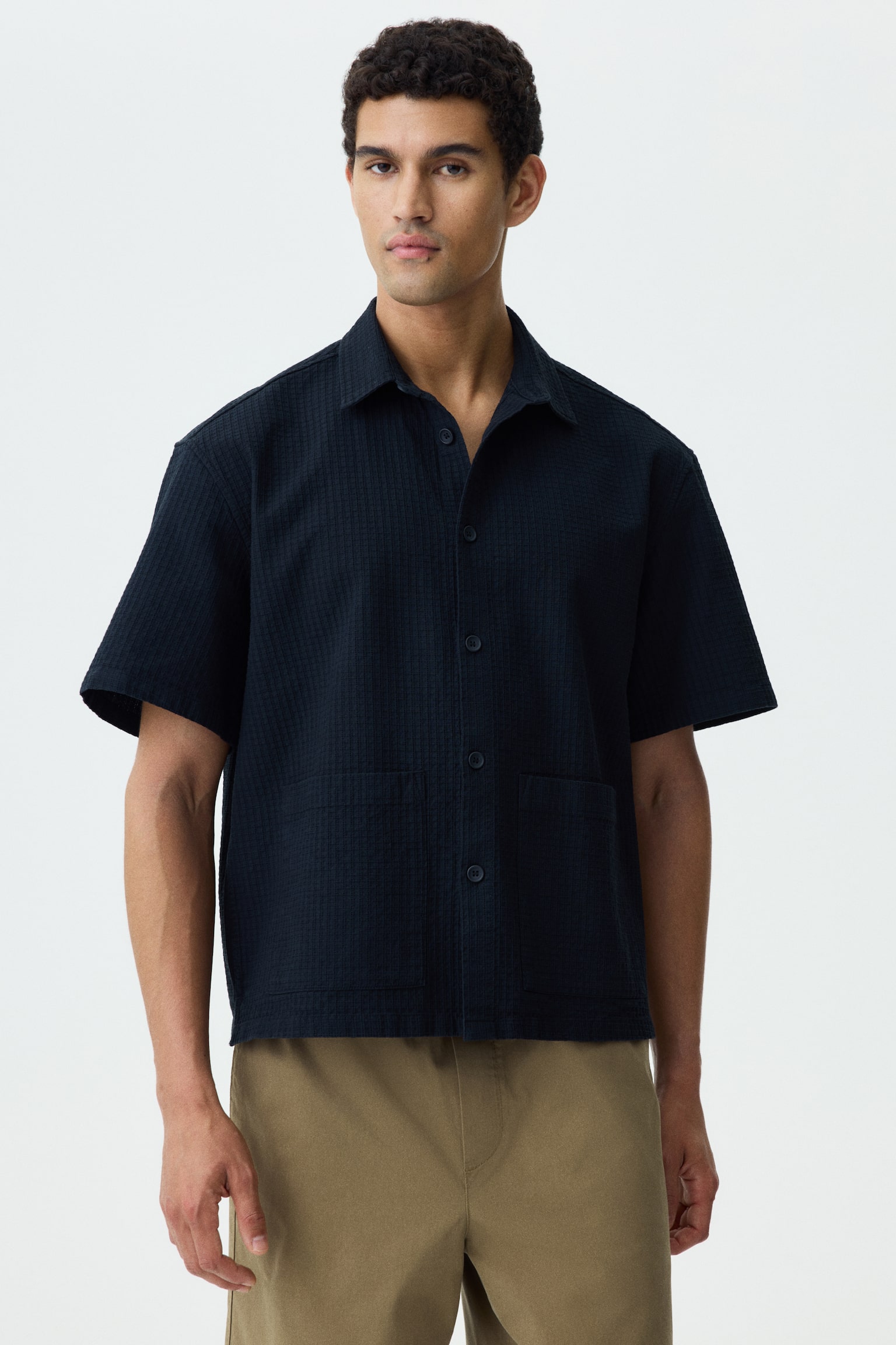Relaxed Fit Linen-blend shirt - Black/Dark khaki green - 1