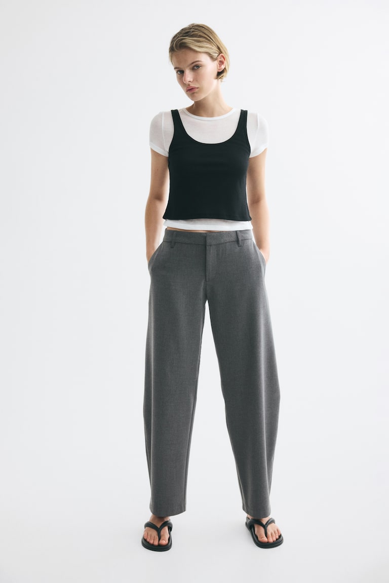 Vrećaste pantalone elegantnog kroja