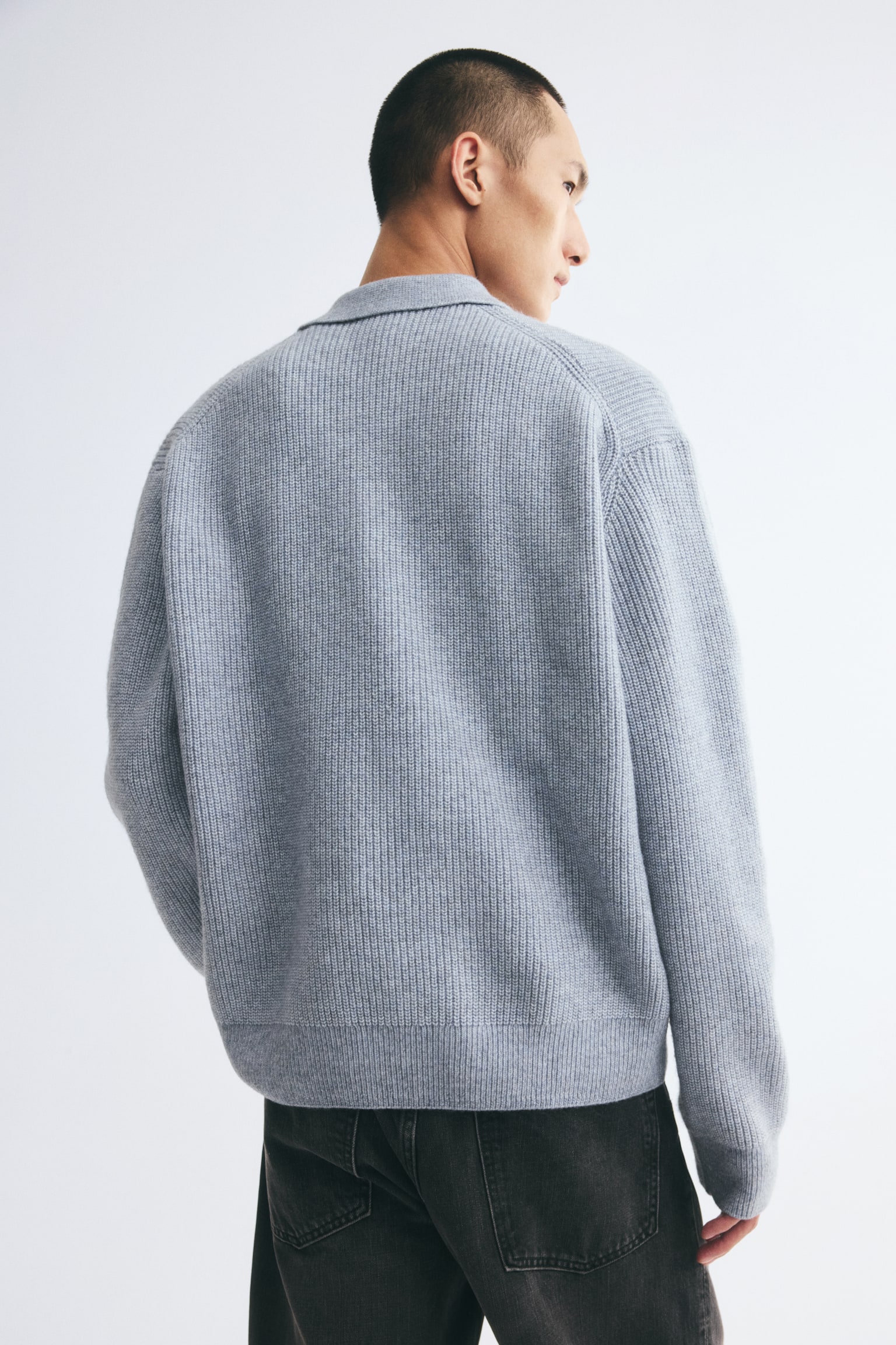 Мужское поло H&M Relaxed-Fit Knit Polo Shirt, цвет: Светлый серый — фото 5