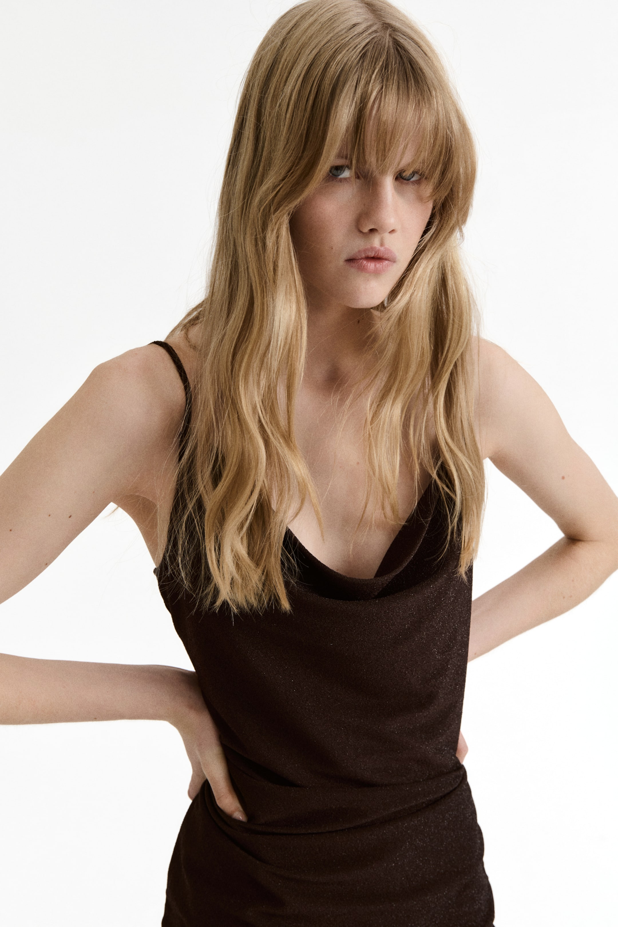 Grotere afbeelding bekijken: Gedrapeerde strappy jurk - Donkerbruin - DAMES | H&M NL 2