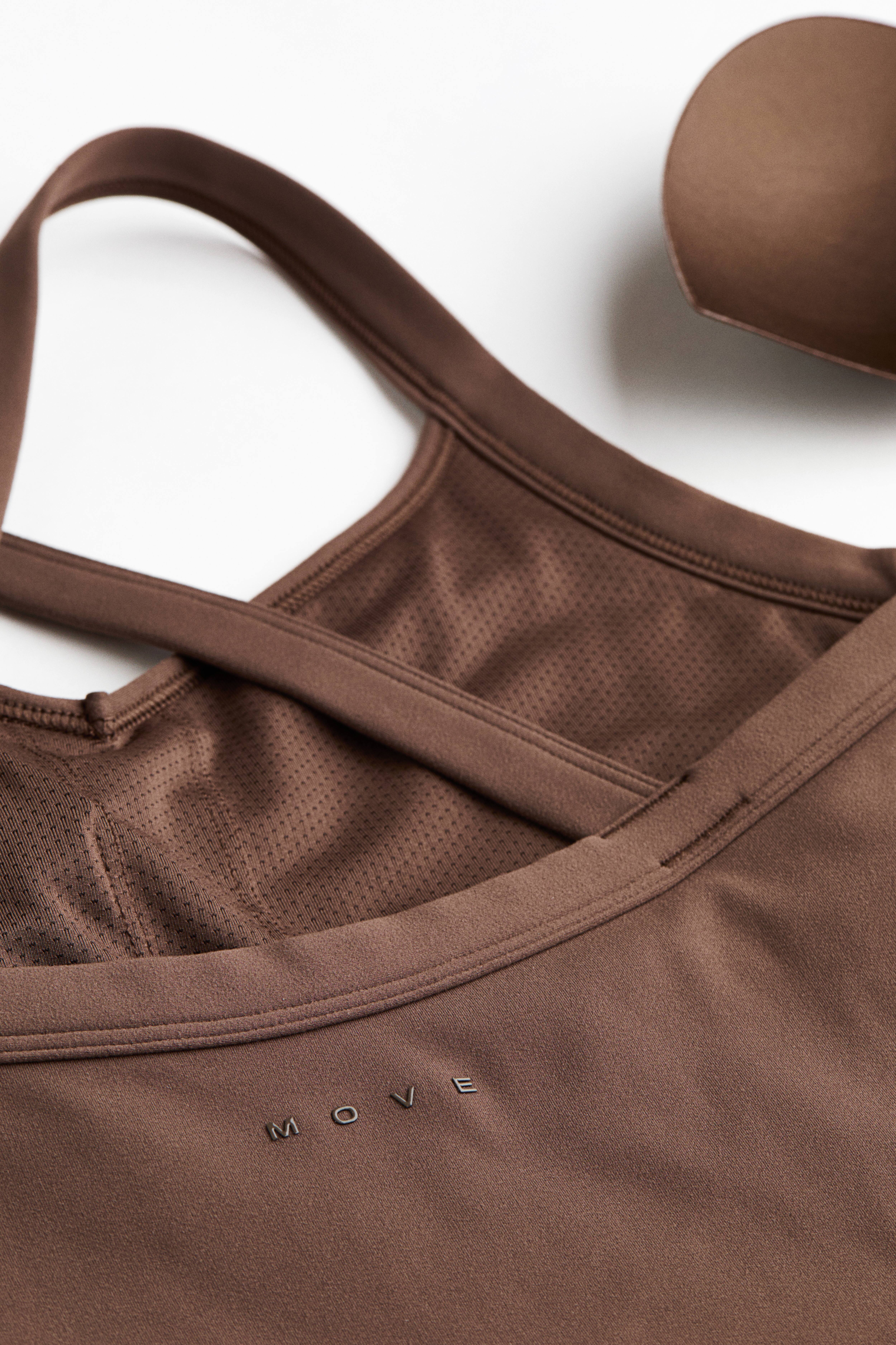 Shelf-Bra Sports Top with SoftMove™