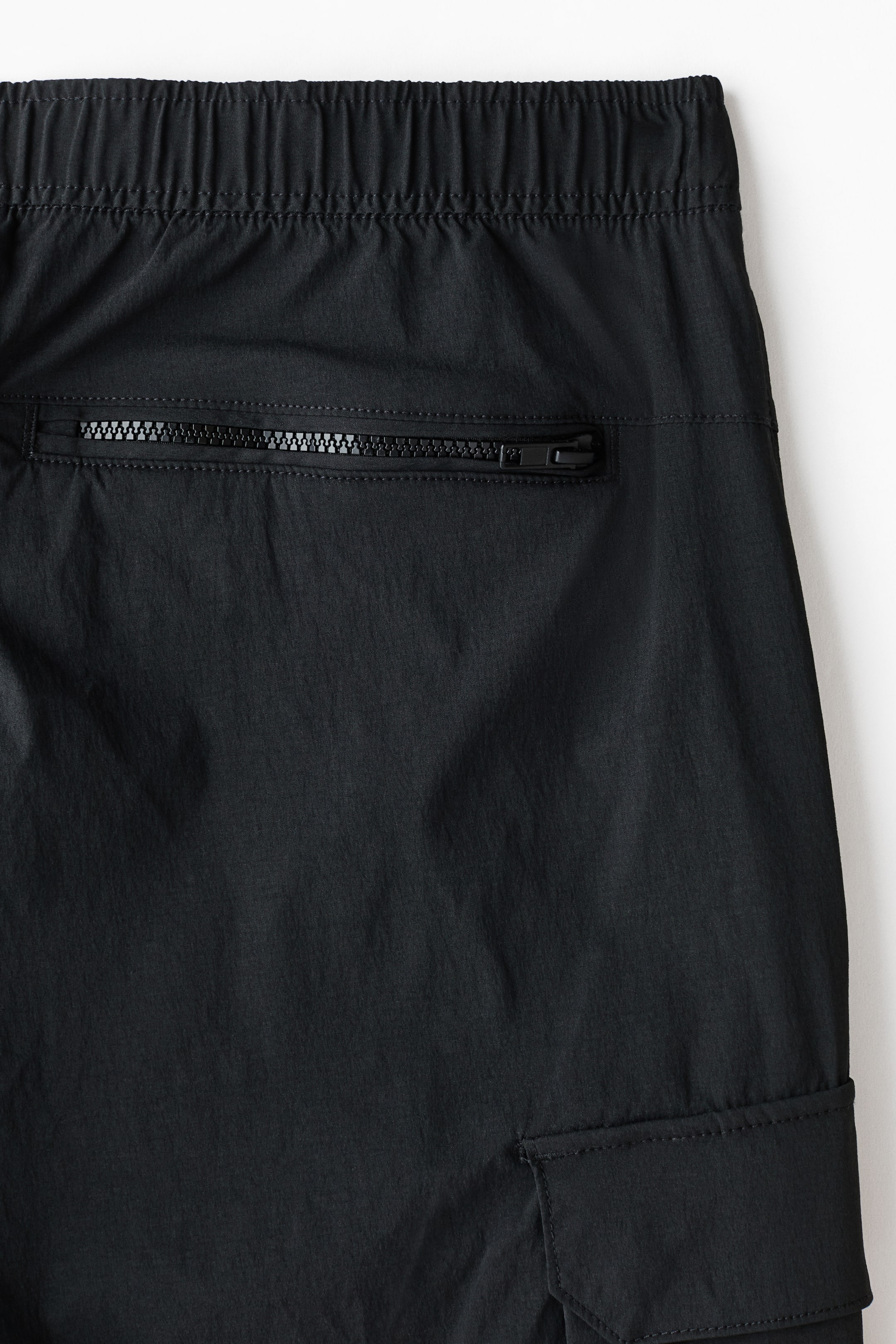 Мужские брюки H&M Regular Fit Nylon cargo trousers — фото 6