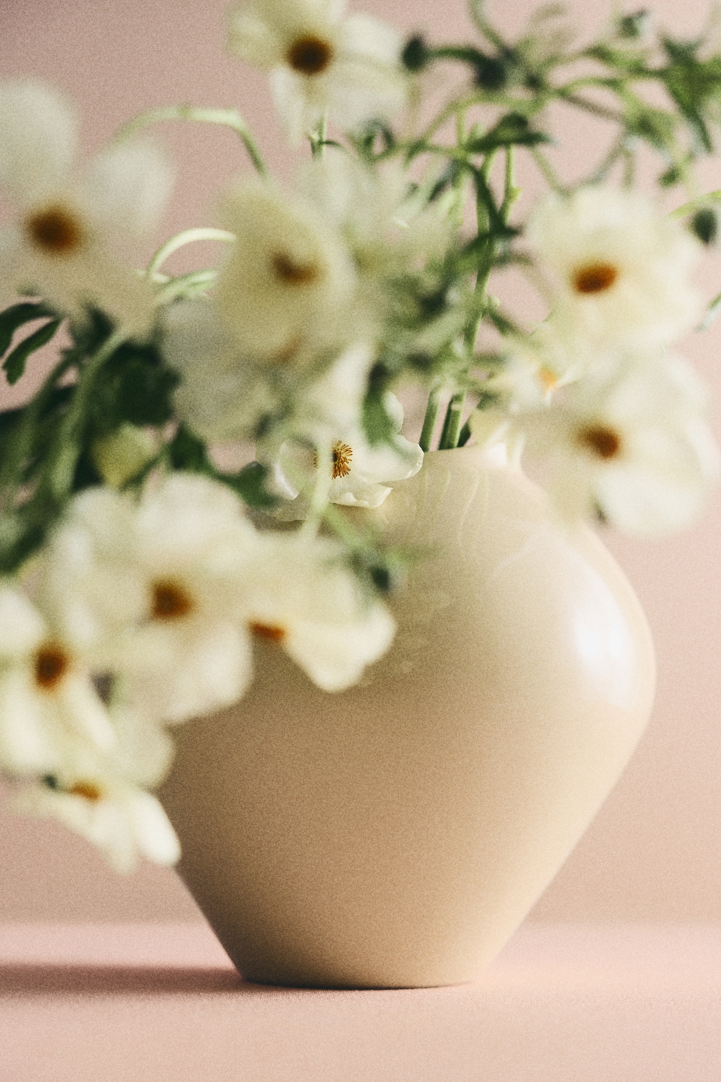 Large Irregular Stoneware Vase - Light yellow/Dark brown