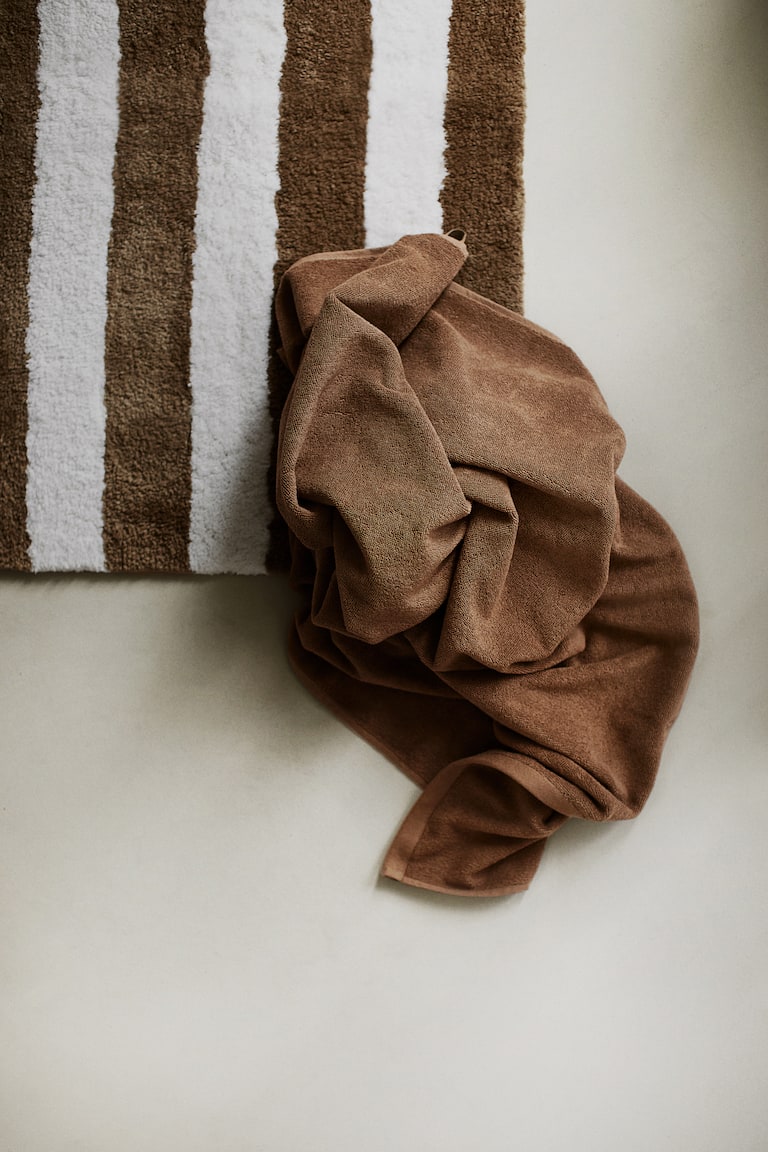 Drap de bain en éponge