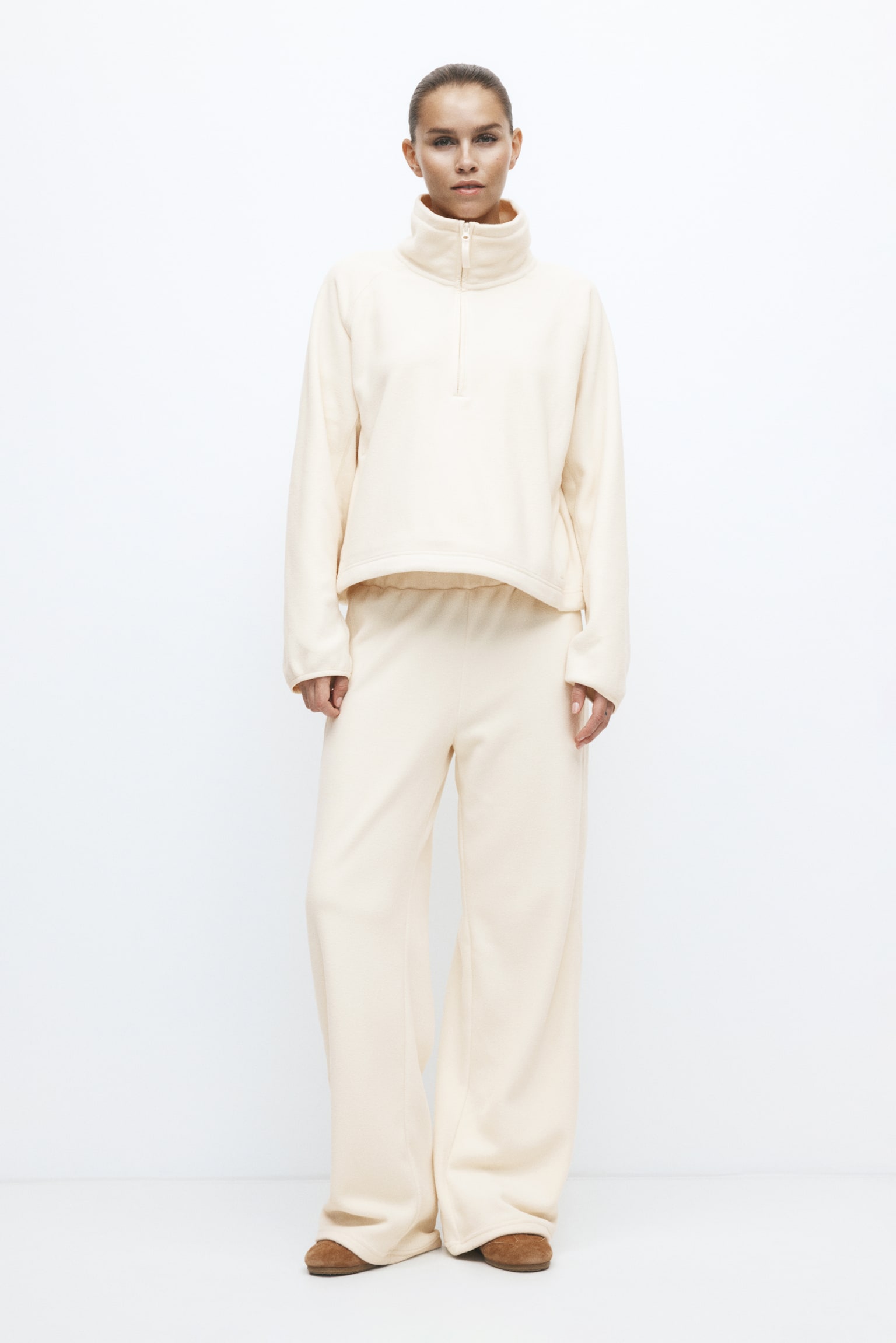 Женский топ H&M Fleece sports Top with ThermoMove™, цвет: Ванильный — фото 3