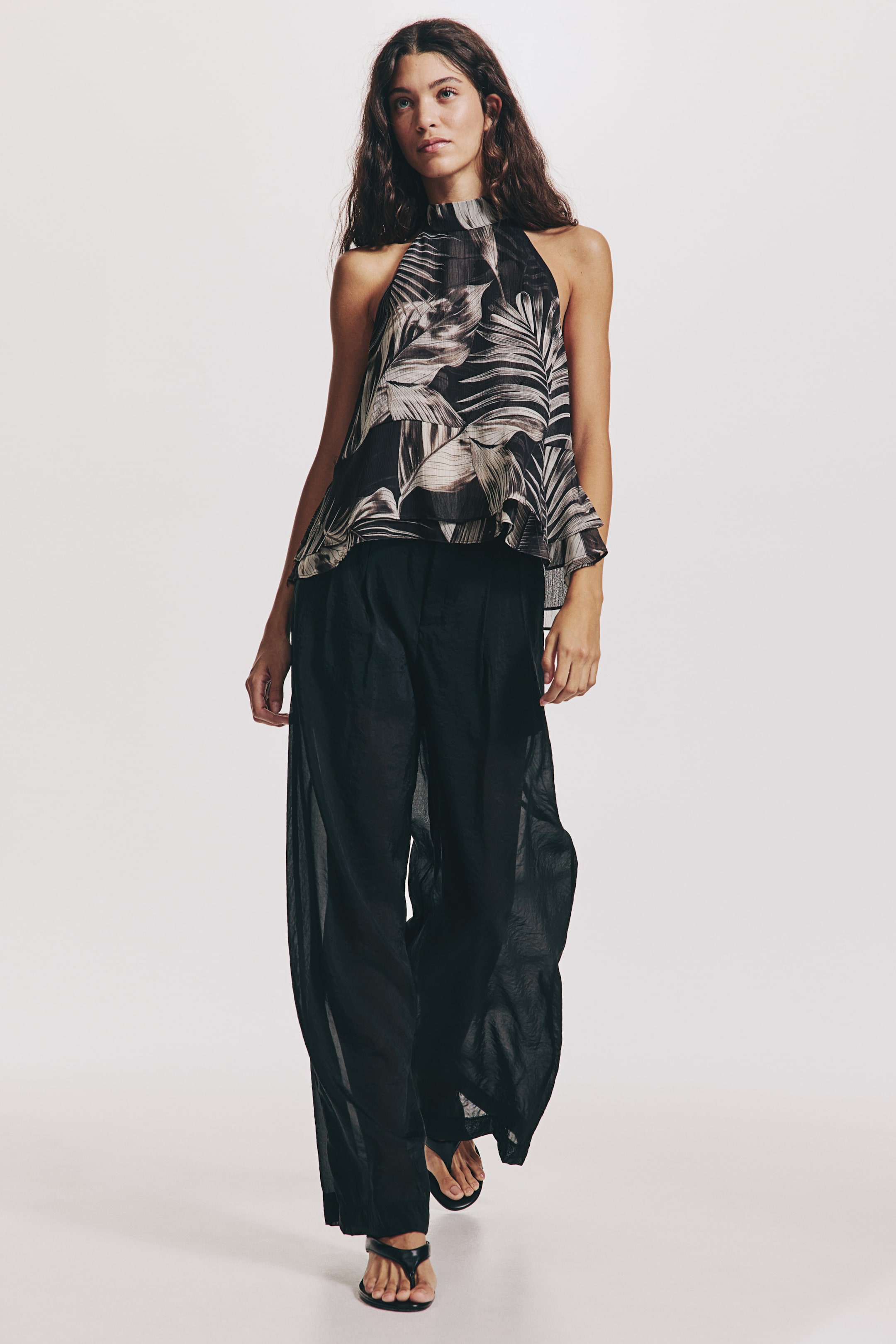 Ampliar la imagen: Halterneck top - Negro/Diseño | H&M MX 4