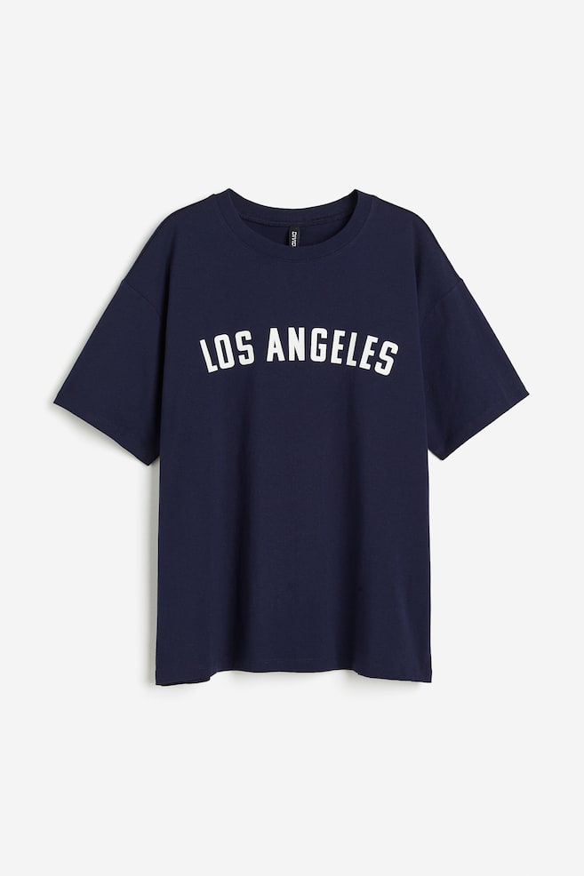 Oversized T-Shirt mit Print - Dunkelblau/Los Angeles/Dunkelgrau/Romantic/Hellgrau/Electric Dreamer/Dunkelgrau/Detroit/Weiß/Herz/Cremefarben/Sports/Cremefarben/Nevada/Weiß/Race - 2