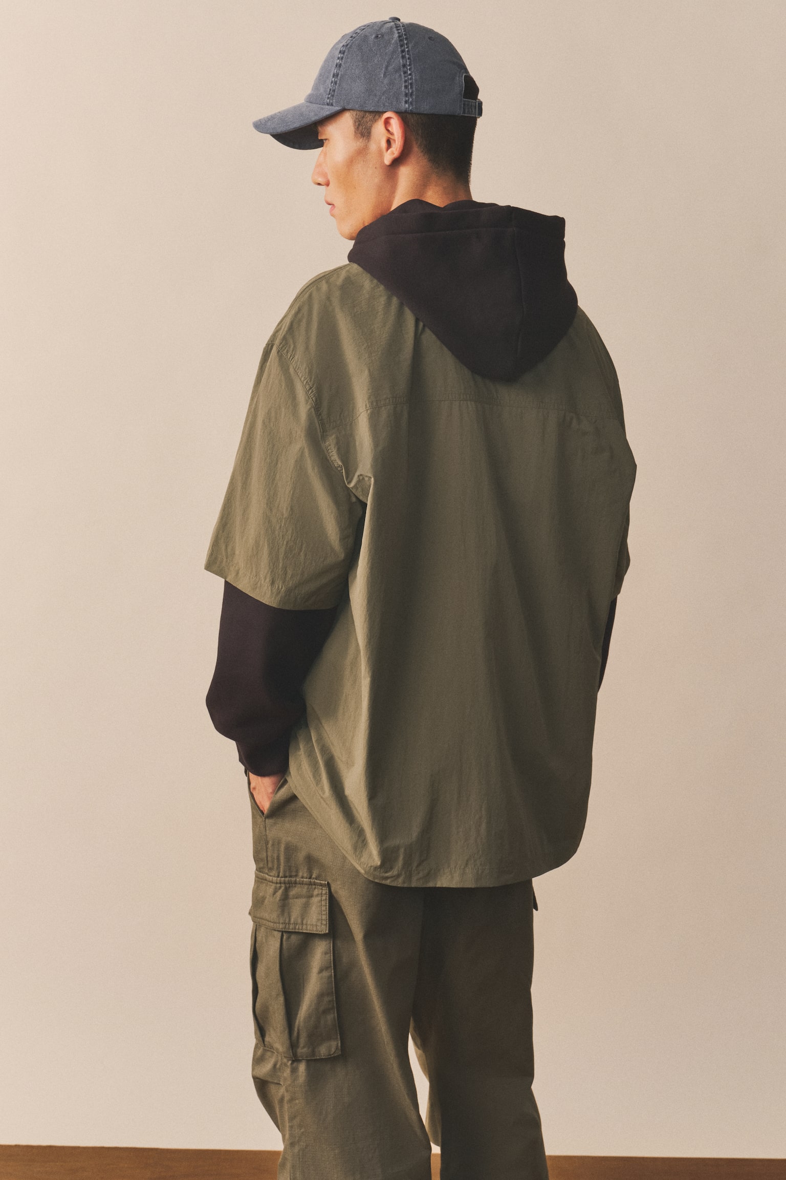 Loose Fit Short-sleeved utility shirt - Green/Beige - 3