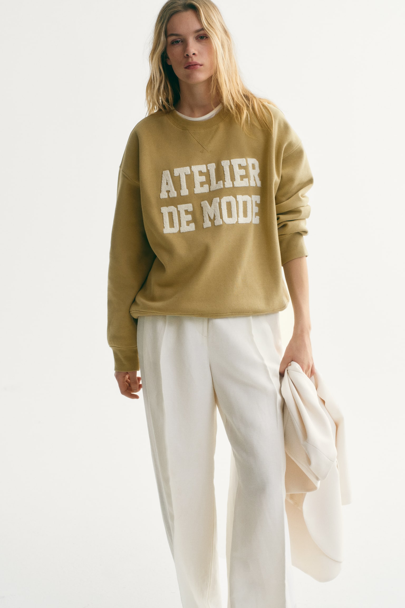 Женская толстовка H&M Sweatshirt with Motif, цвет: Бежевый — фото 3