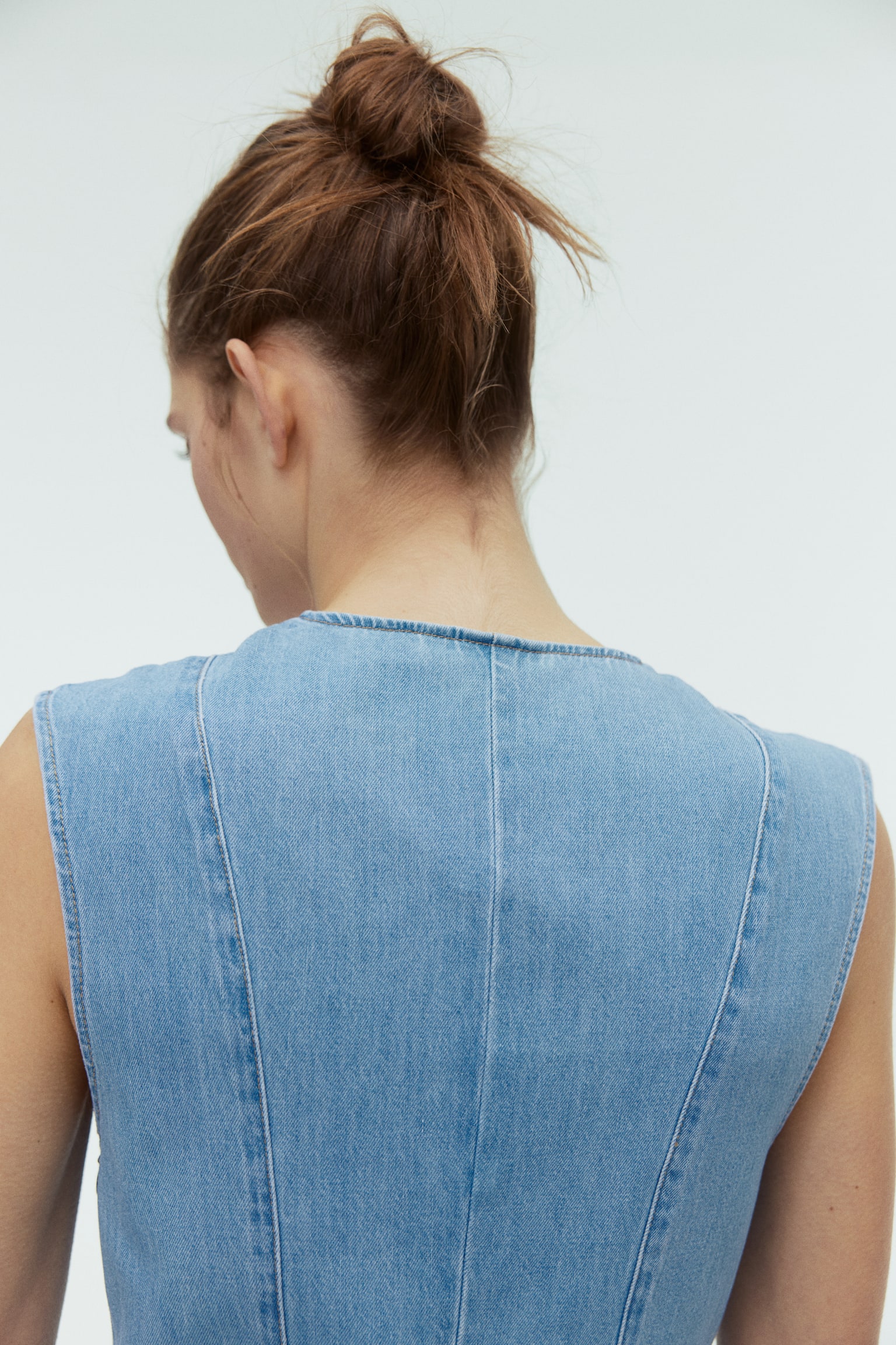 Sleeveless denim dress - Light denim blue - 4