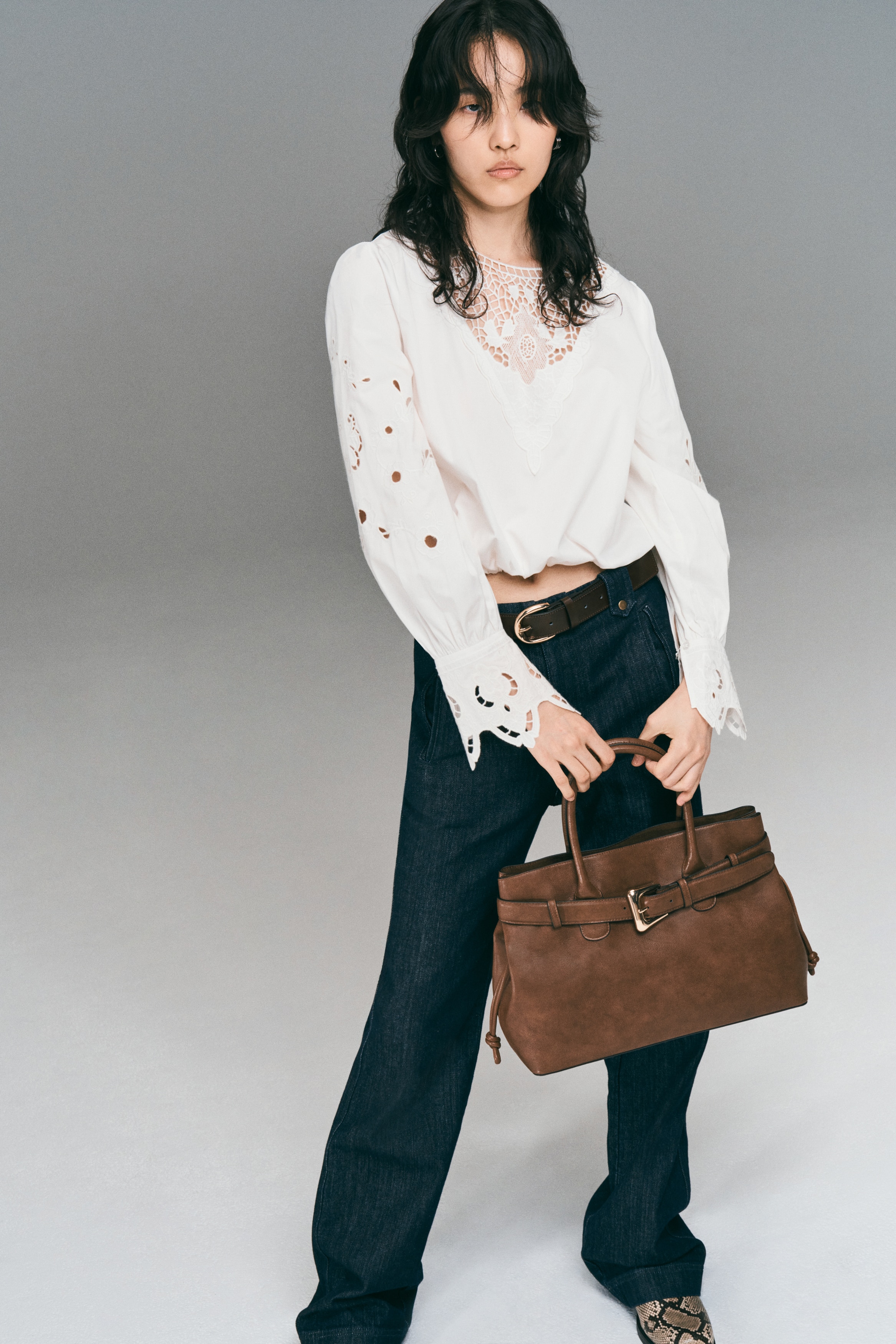 H & M - レースディテール コットンブラウス - ホワイト H & M - レースディテール コットンブラウス - ホワイト