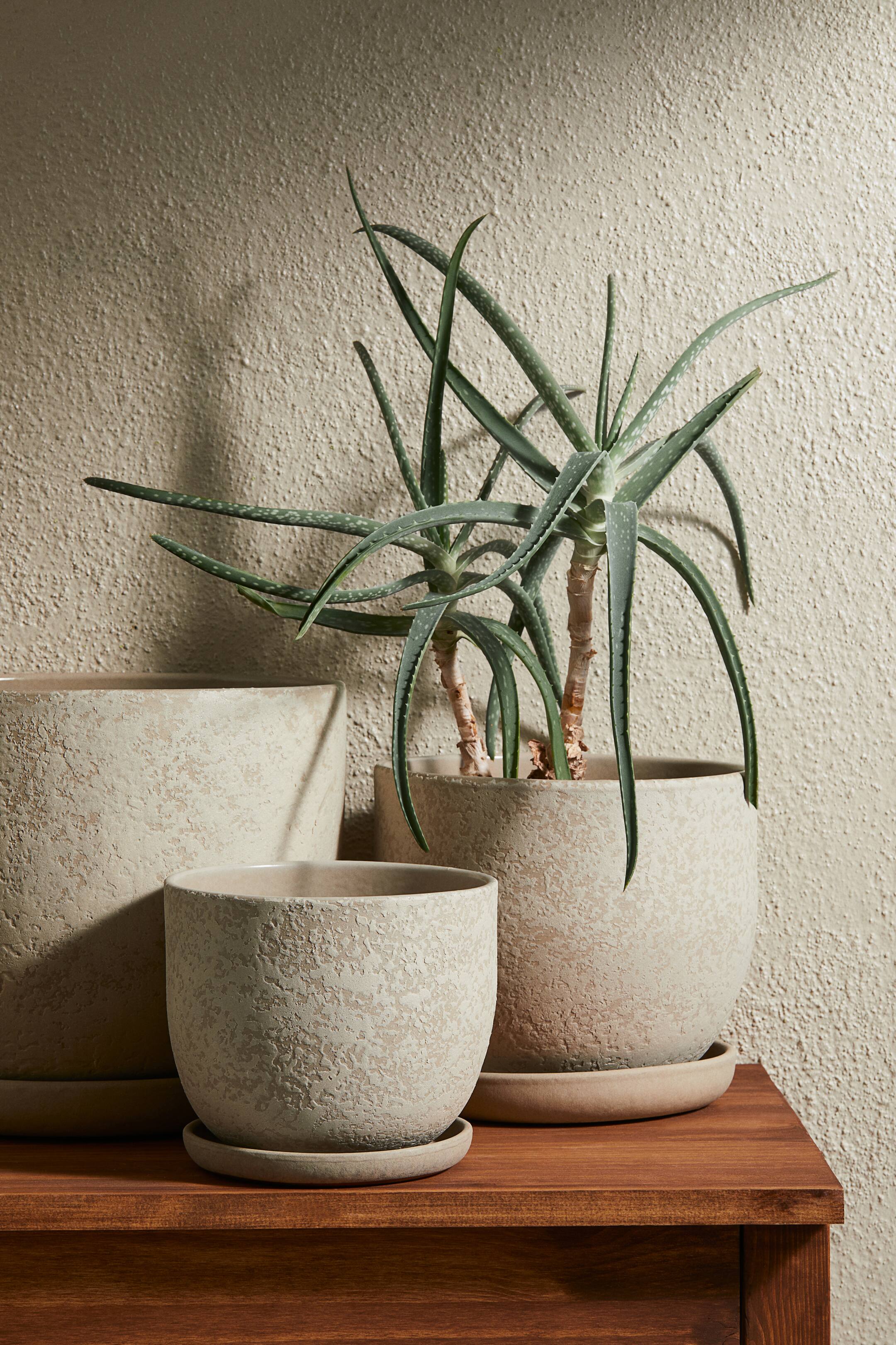 Large terracotta plant pot & saucer White Home All H&M GB