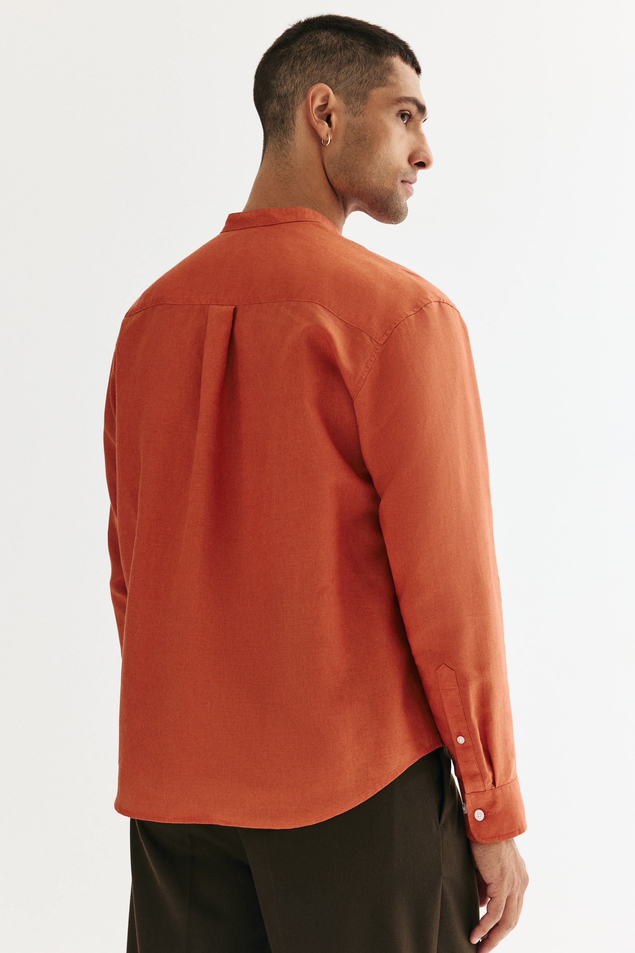 View larger image: Regular Fit Linen-blend grandad shirt - Dark orange - Men | H&M IN 5