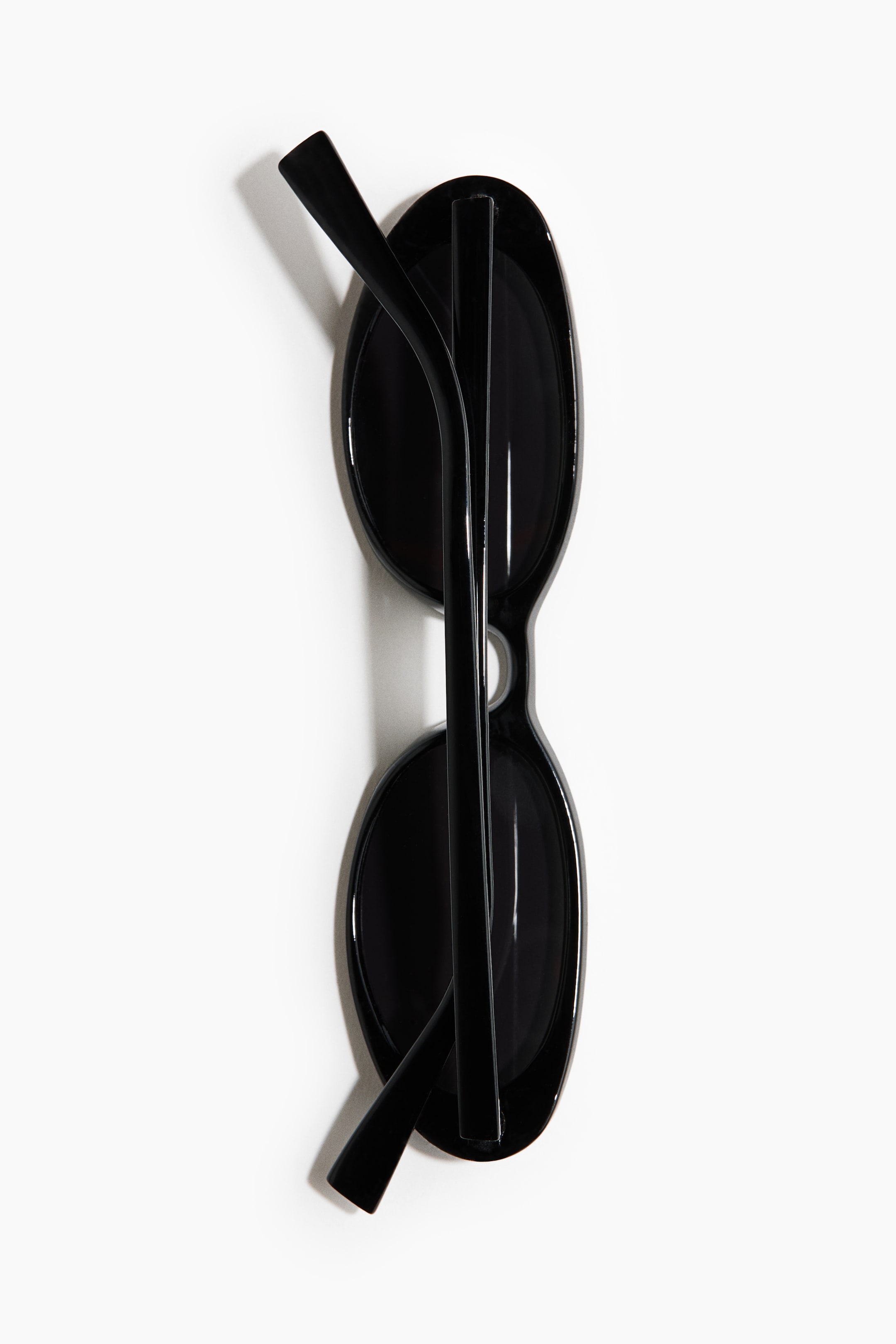 Slim sunglasses