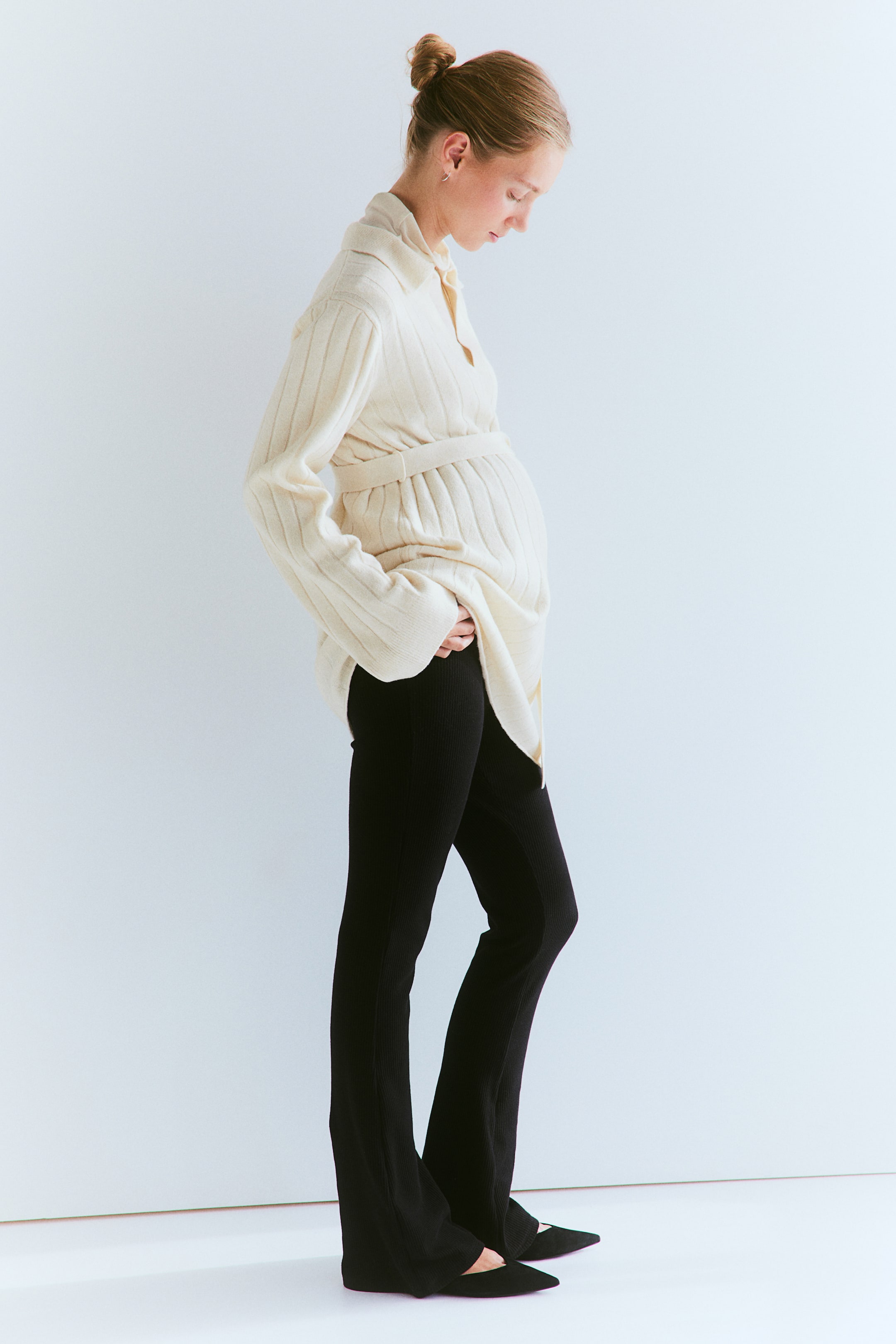 MAMA Tie-belt Sweater with Collar