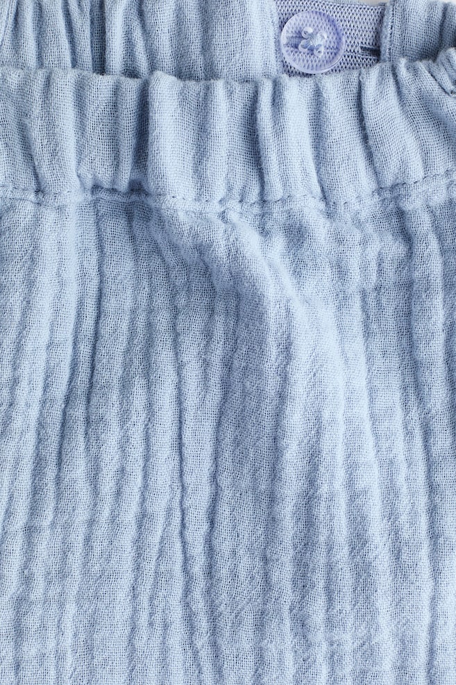 Zweiteiler mit Shirt und Shorts-Hellblau - 2