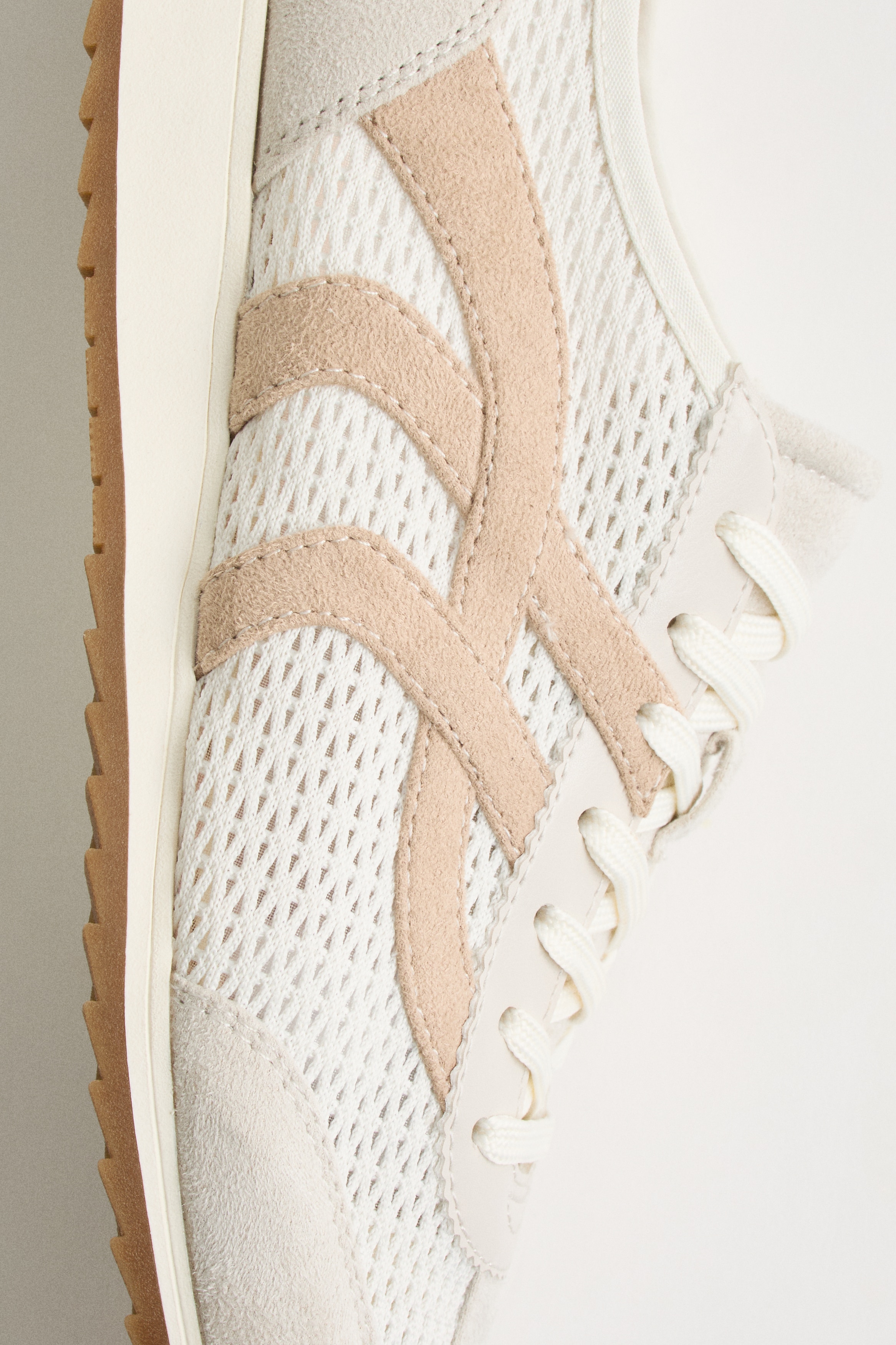 Sneakers - Κρεμ/Ανοιχτό μπεζ/χακί/Έντονο κόκκινο/λευκό/Ανοιχτό μπεζ/χακί/Μπορντό/κρεμ