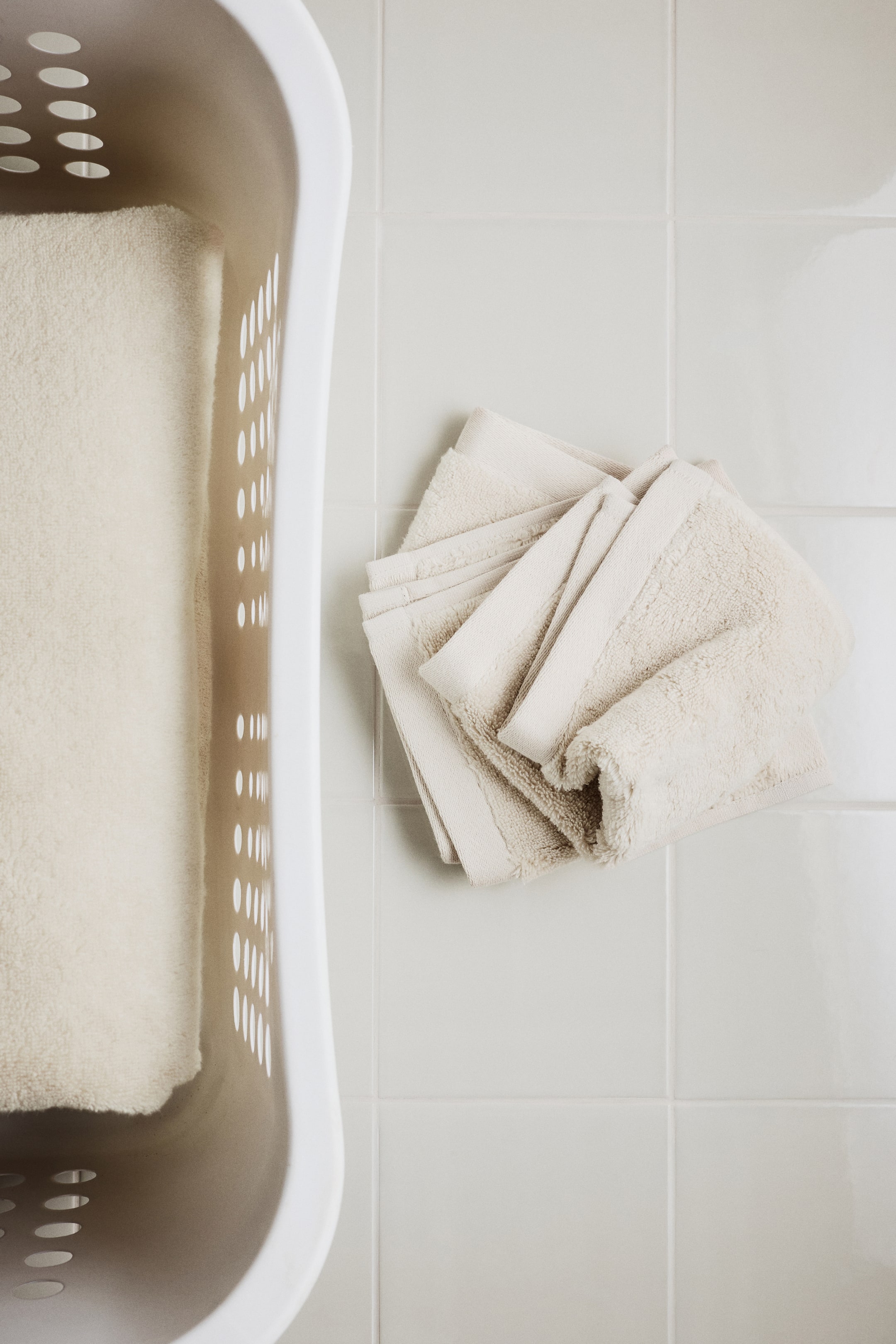 Ver imagen más grande: Pack de 3 toallas faciales en tejido rizado - Beige claro - HOME | H&M ES 1