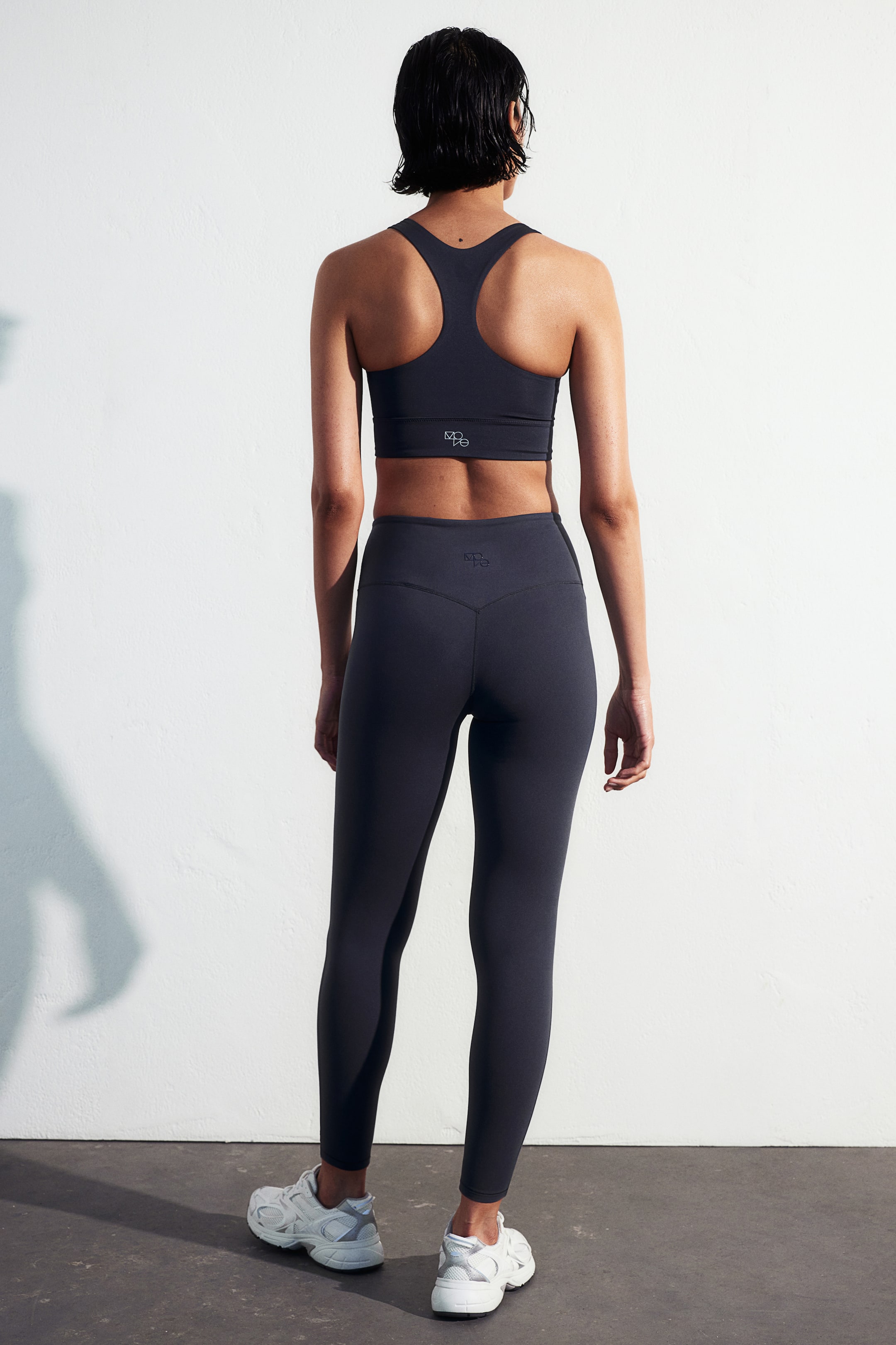 DryMove™ Ankle-length sports leggings - High waist - Ankle length ...