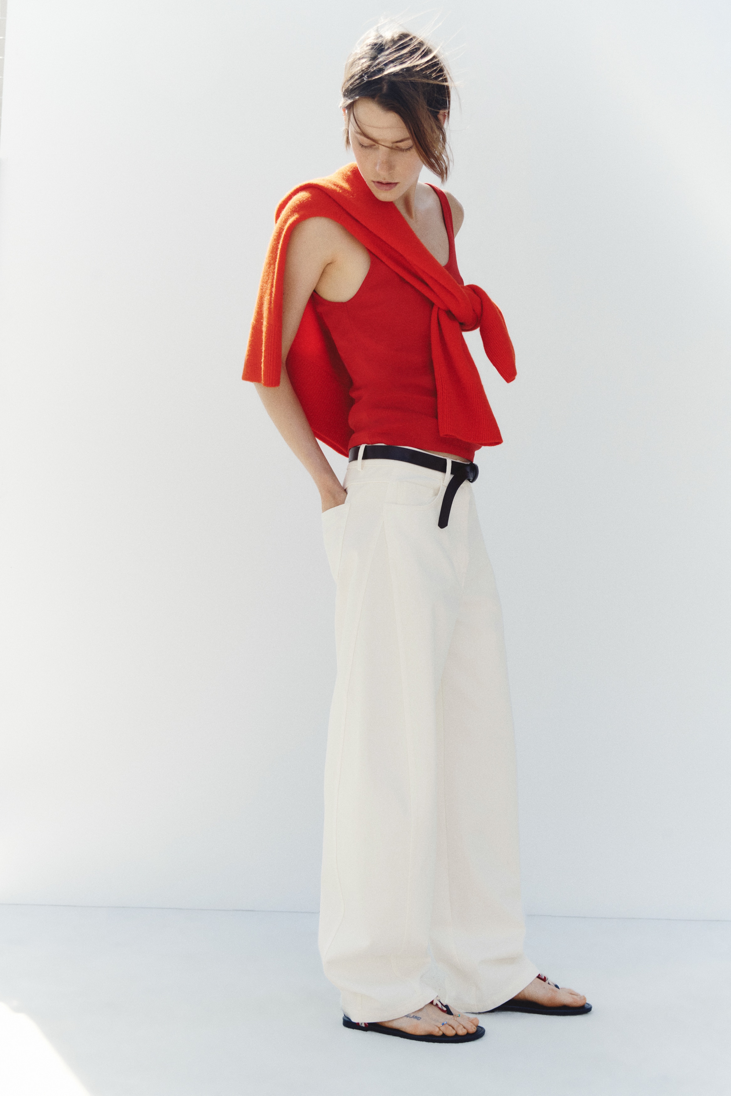 Barrel High Waist JeansModel