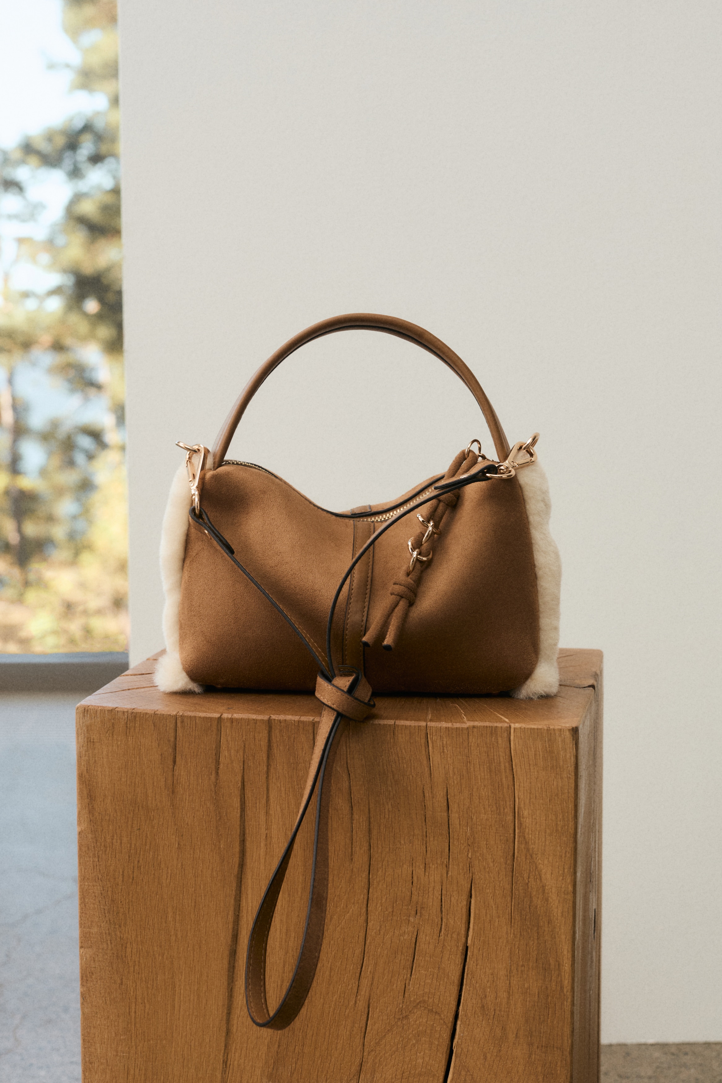 Crossbody bag