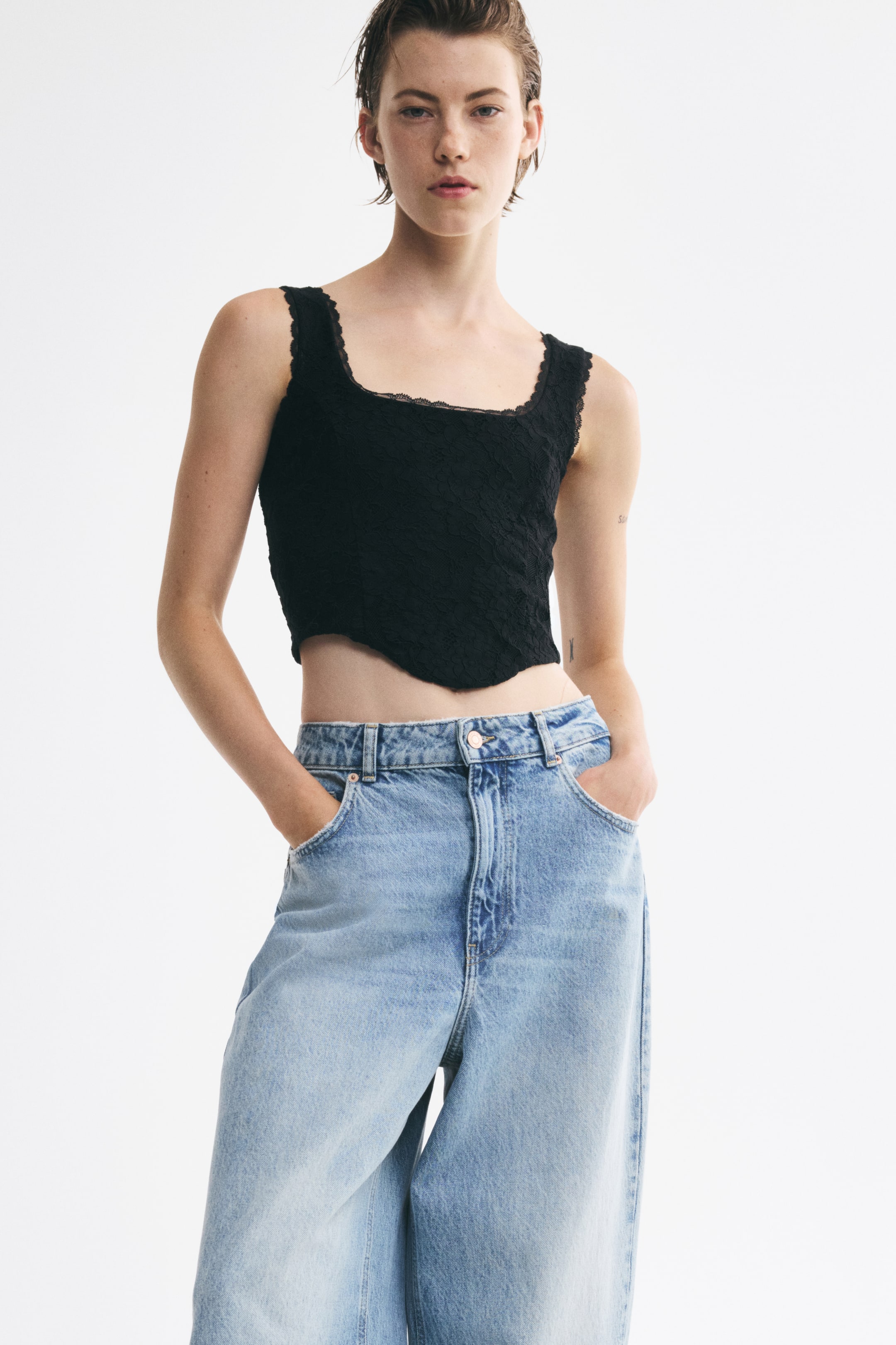 View larger image: Lace corset top - Black - Ladies | H&M 1