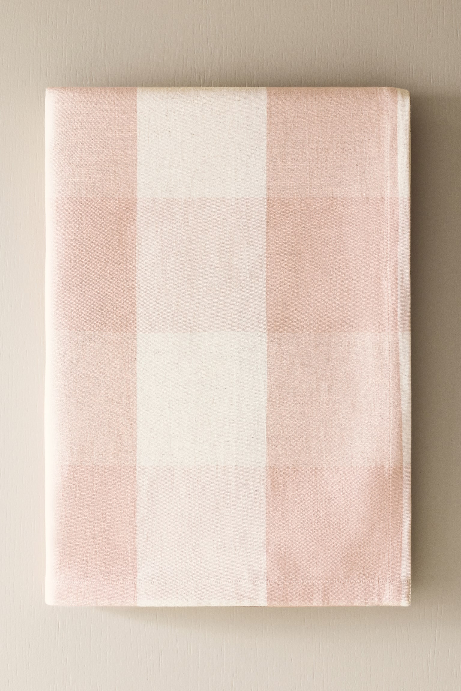 Obrus z domieszką lnu - Jasnoróżowy/Krata gingham/Ciemnobrązowy/Paski/Beżowy/Paski/Zieleń khaki/Paski/Pomarańczowy/Paski/Ciemnobrązowy/Krata gingham/Beżowy/Krata gingham/Zieleń khaki/Krata gingham/Pomarańczowy/Krata gingham/Jasnoróżowy/Paski - 2