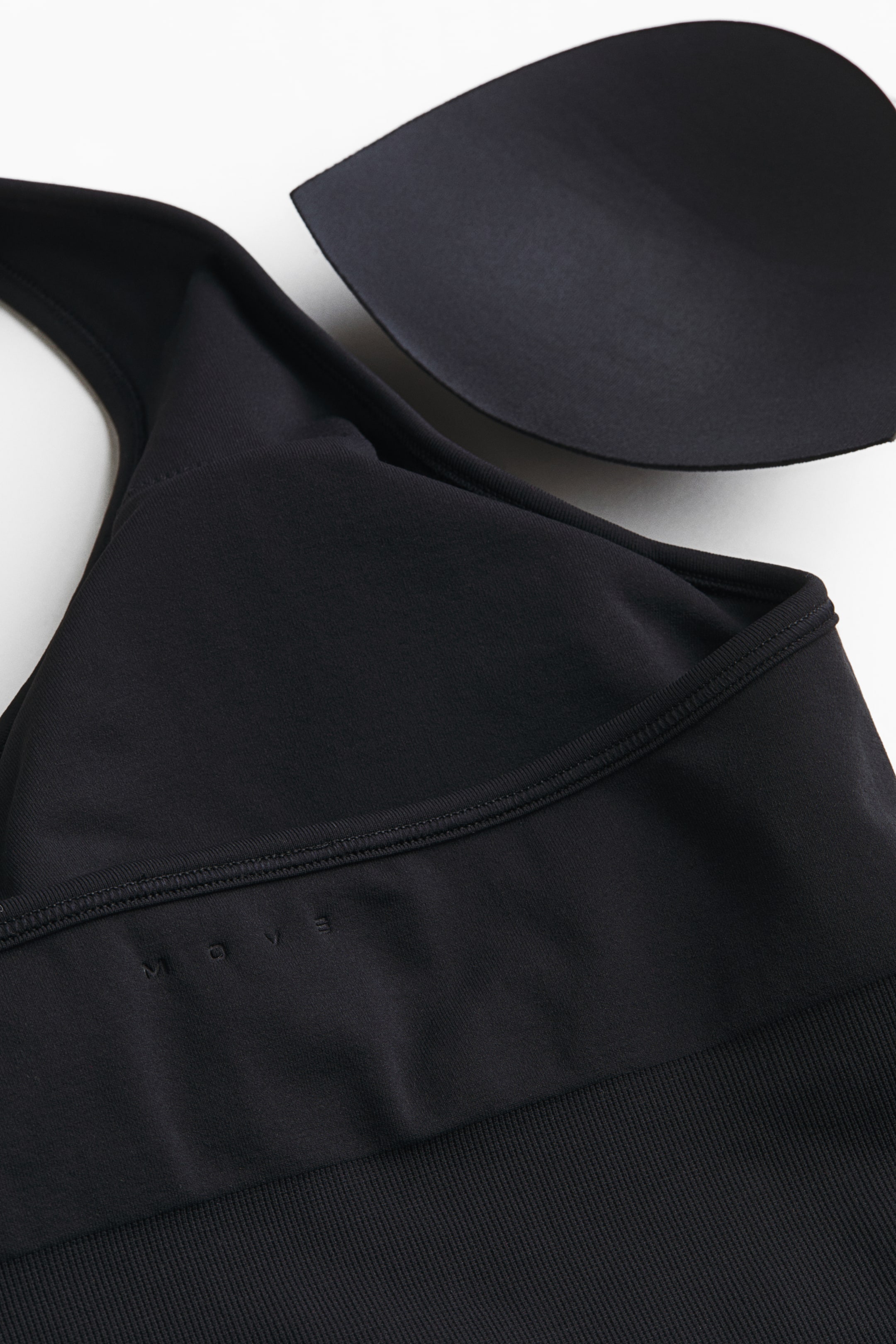 Seamless Shelf-Bra Sports Top with DryMove™