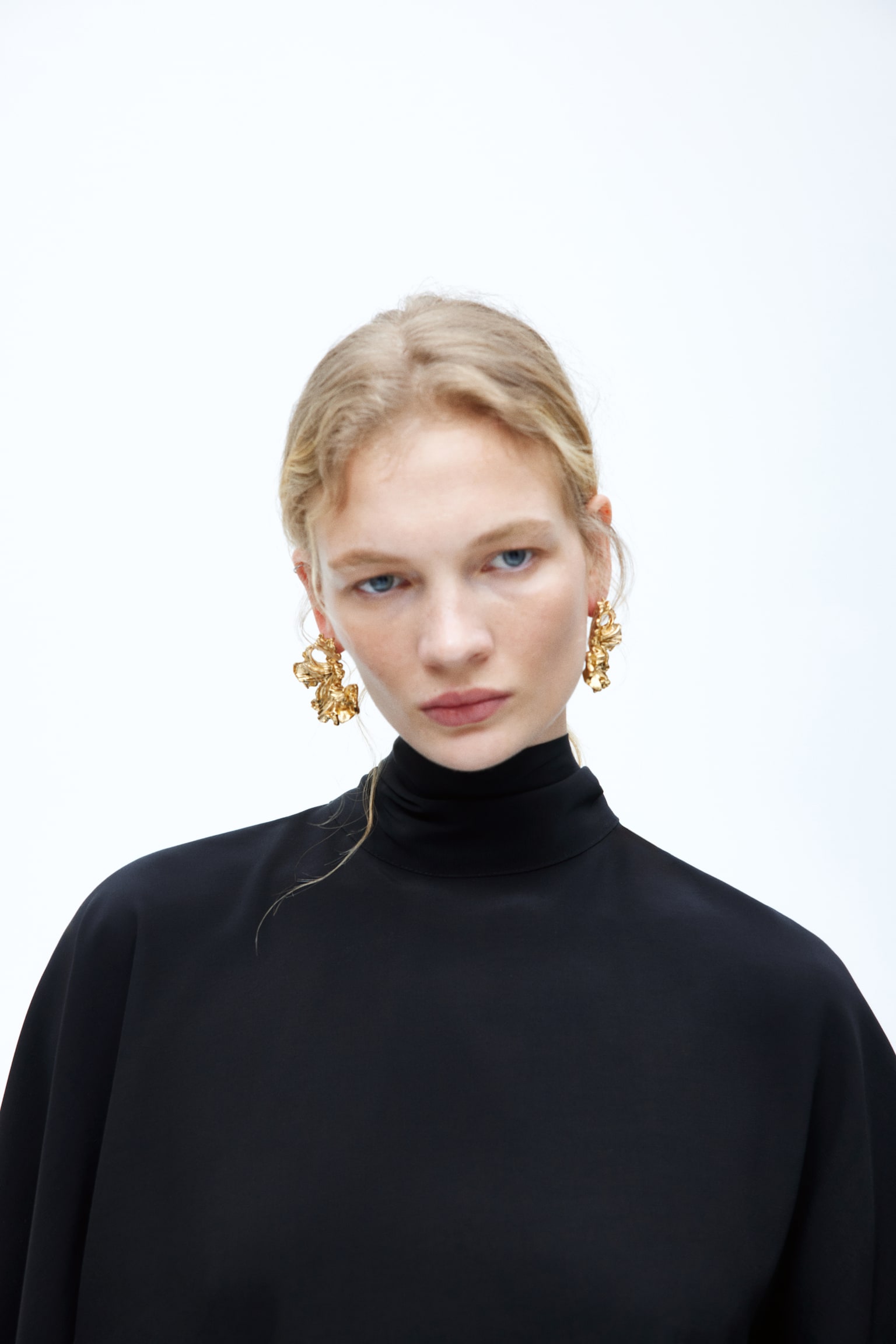 Asymmetric cape blouse - Black - 5