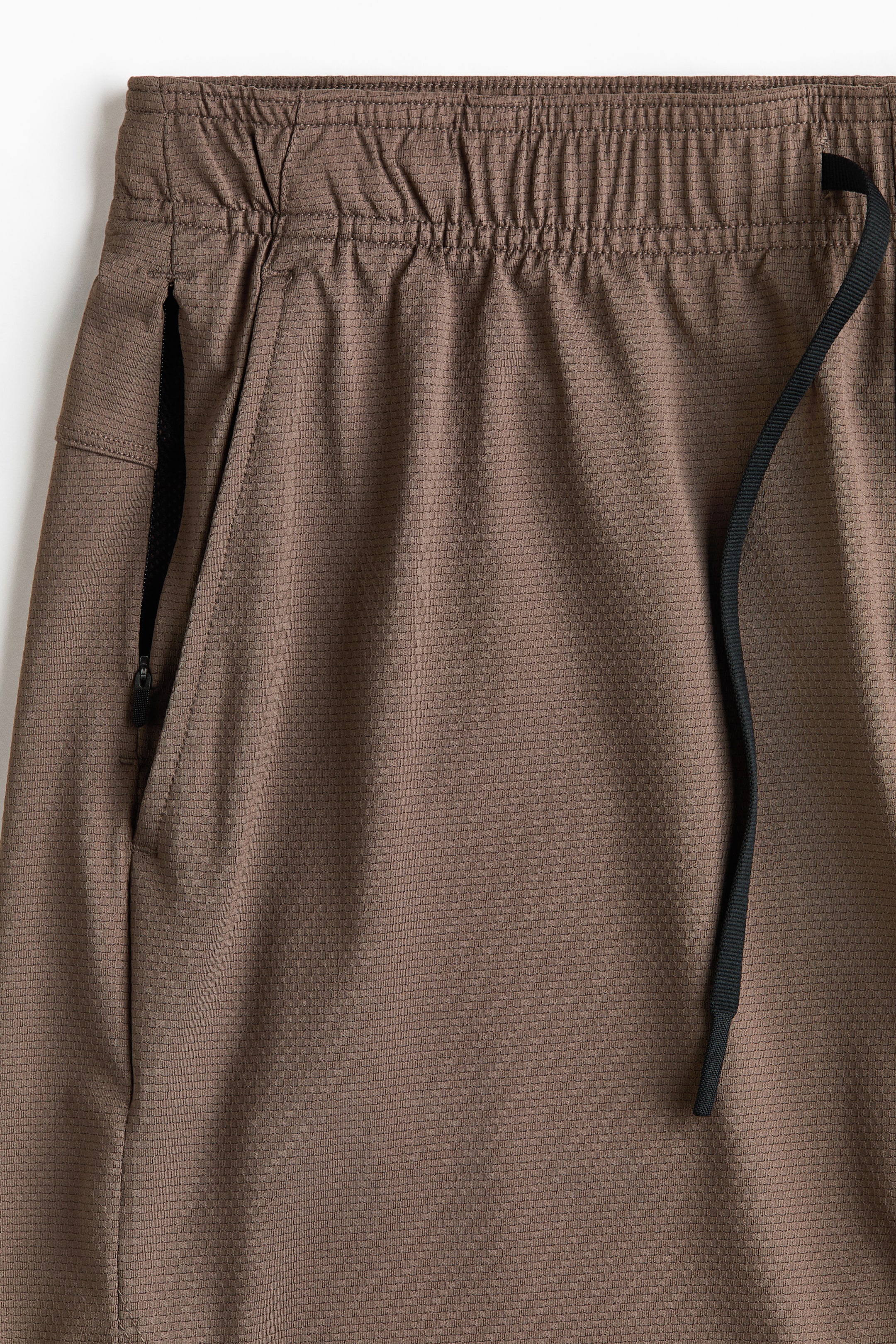Sports Shorts with DryMove™