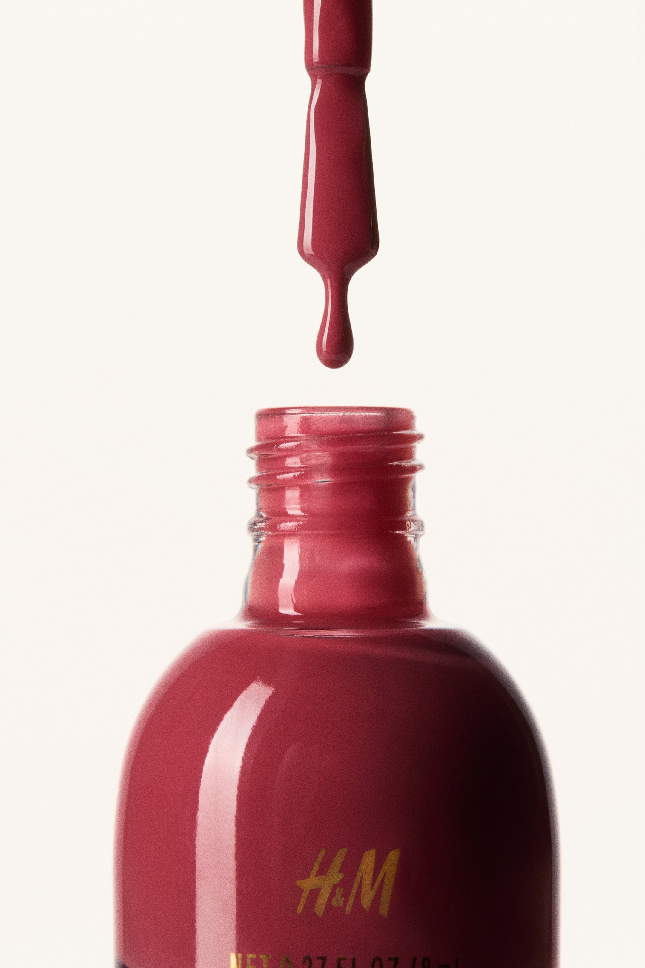Visa större bild: Nagellack - Cherrywood - Beauty all | H&M SE 1