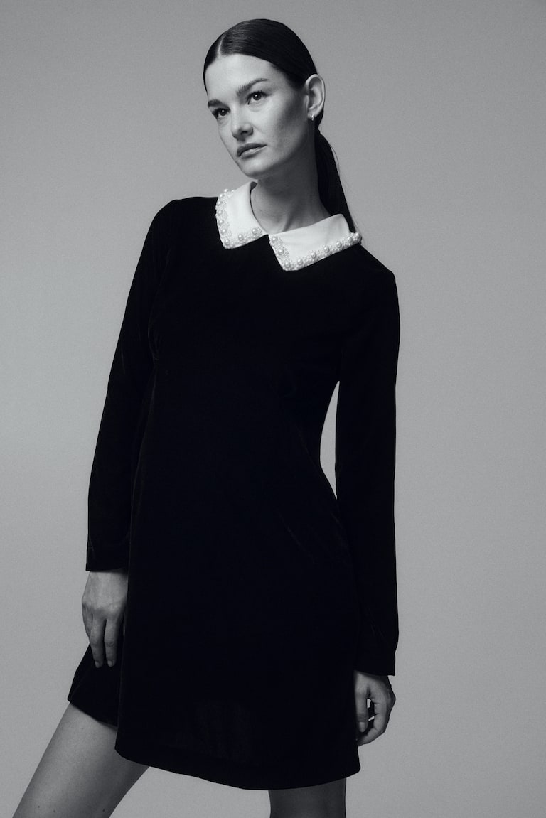 Women's Black/cream MAMA Velvet Dress with Collar | H&M US