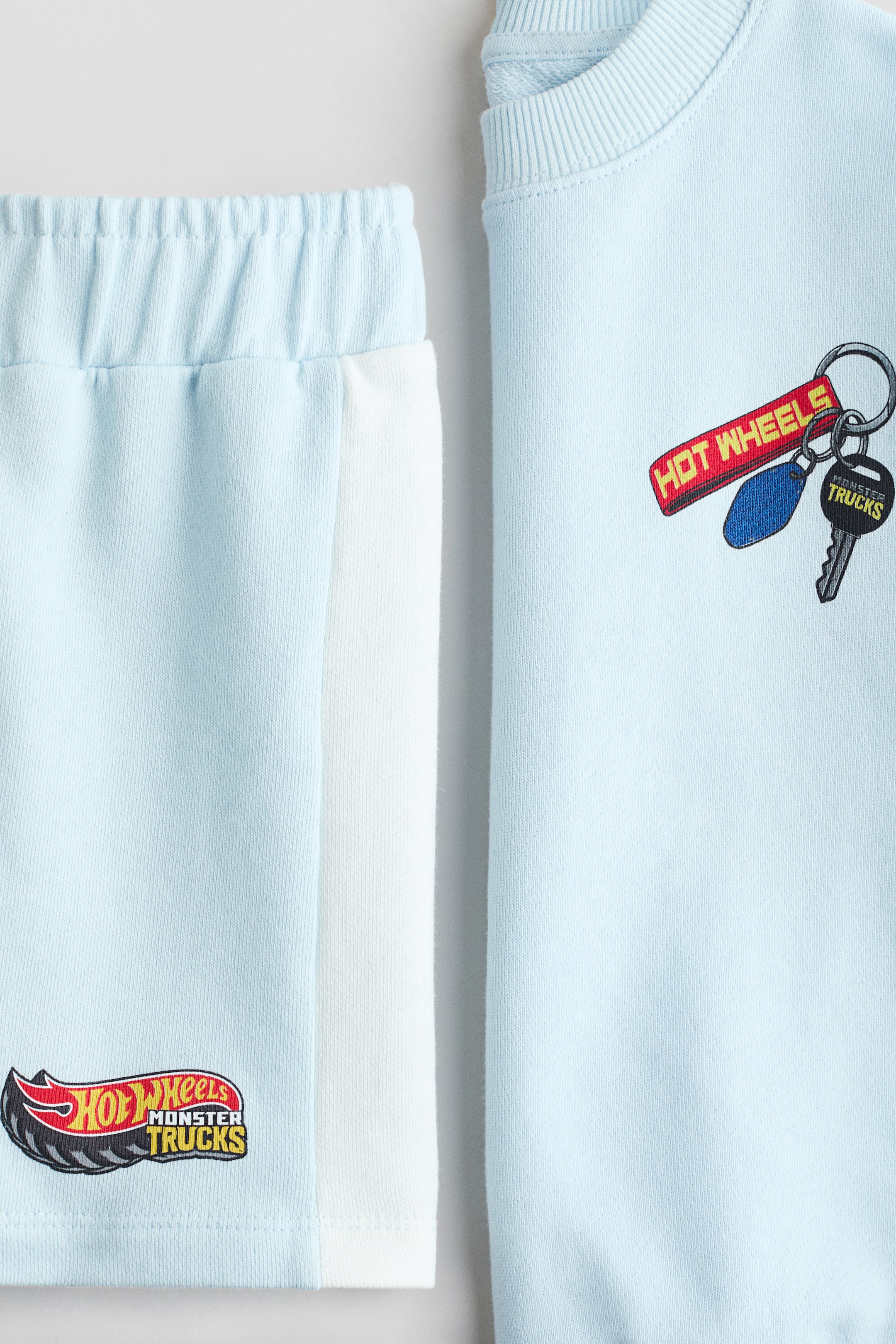 2-Piece Printed Sweatshirt and Sweatshorts Set