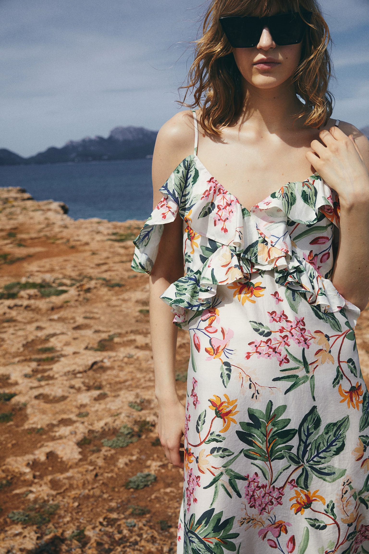 Flounced cold shoulder dress - Cream/Floral - 5