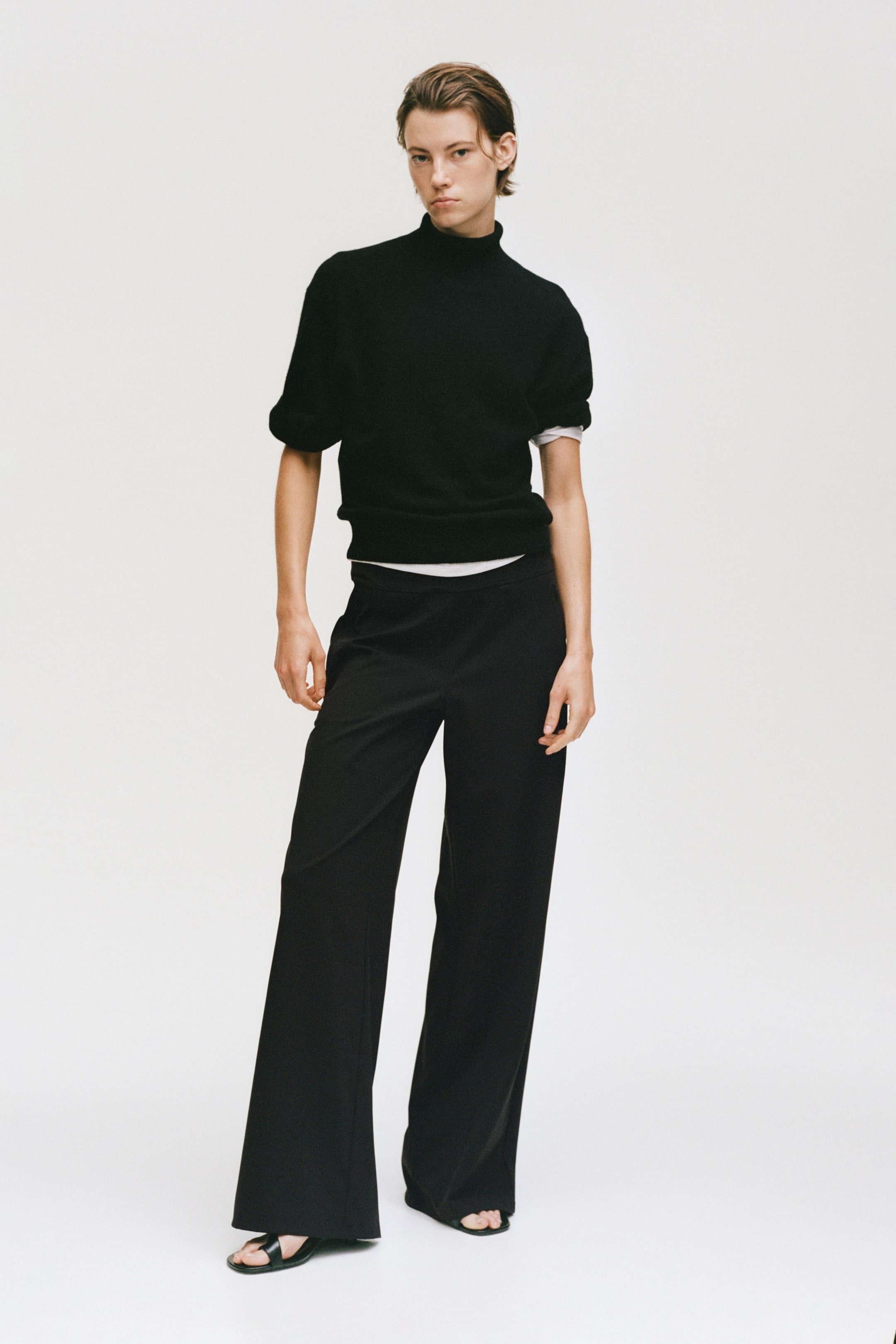 View larger image: Four-way Stretch Wide Trousers - Black - Ladies | H&M MY 1