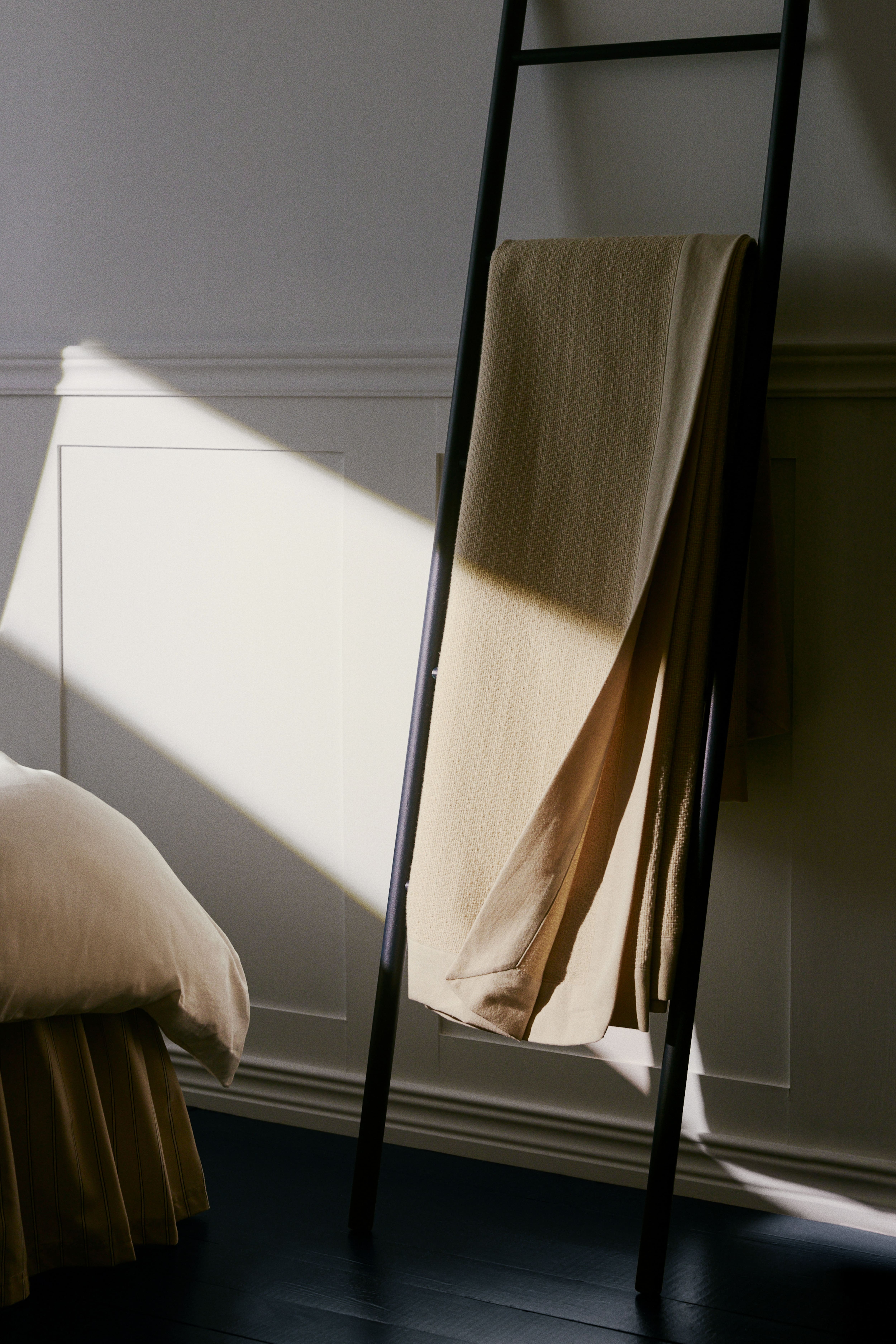 Textured Cotton-Blend Bed Throw