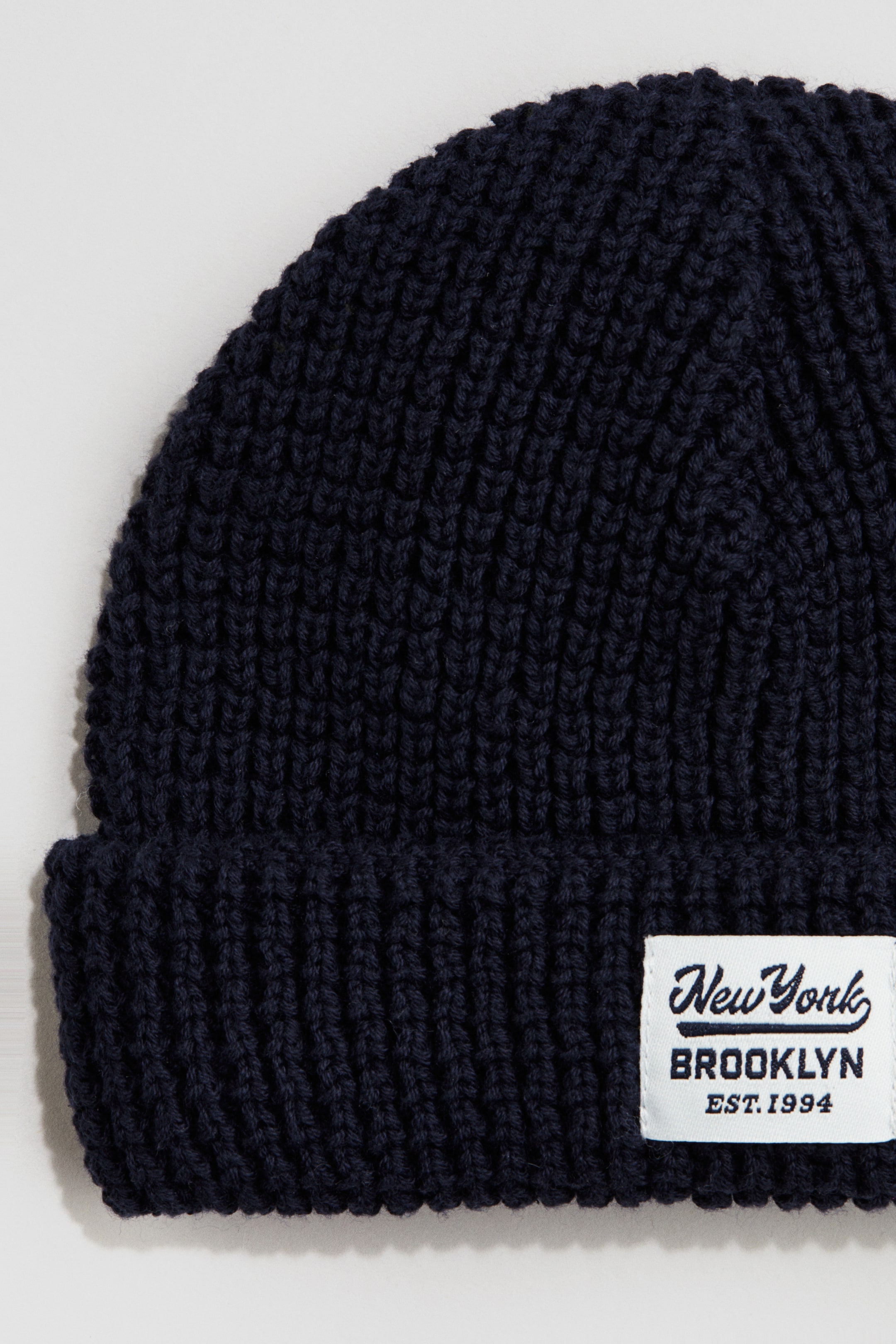 Ampliar la imagen: Gorro en tejido texturizado - Azul marino/Brooklyn - Kids | H&M MX 3