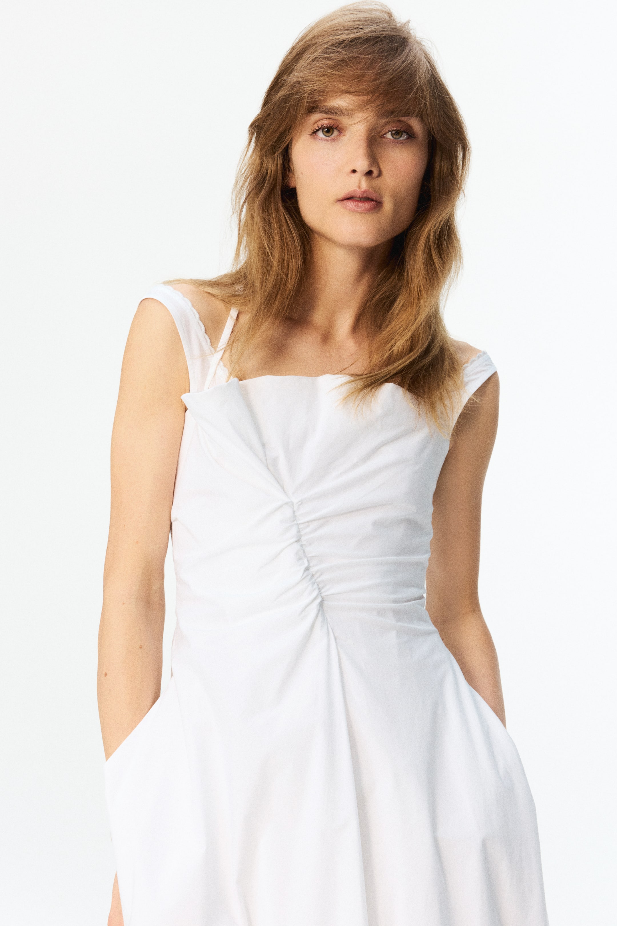 Robe en popeline à effet superposé
