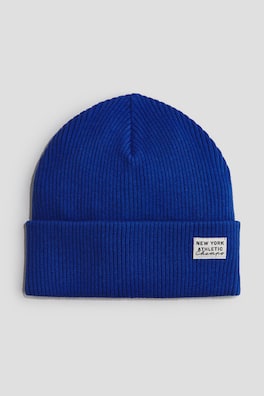 Ribbstickad beanie i bomull