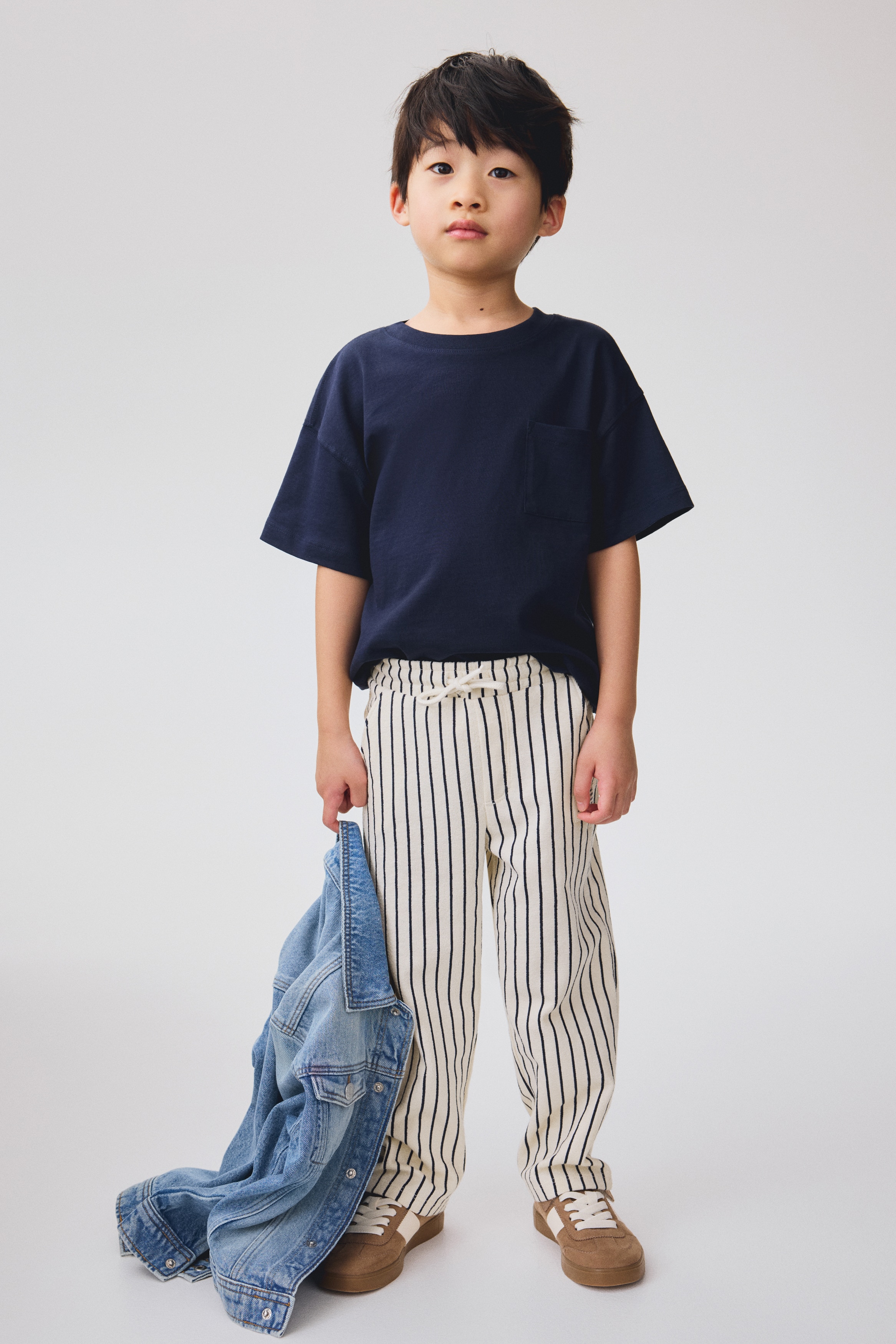 Pantalone od frotira s učkurom - Svetlobež/pruge
