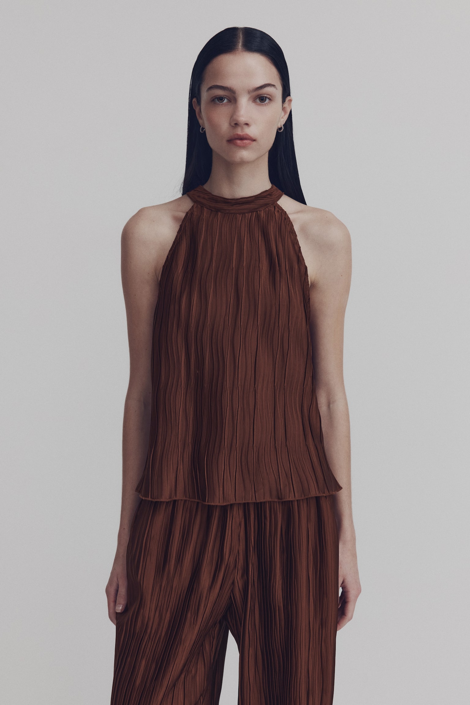 Mačkaný top bez rukávů - Hnědá - 2