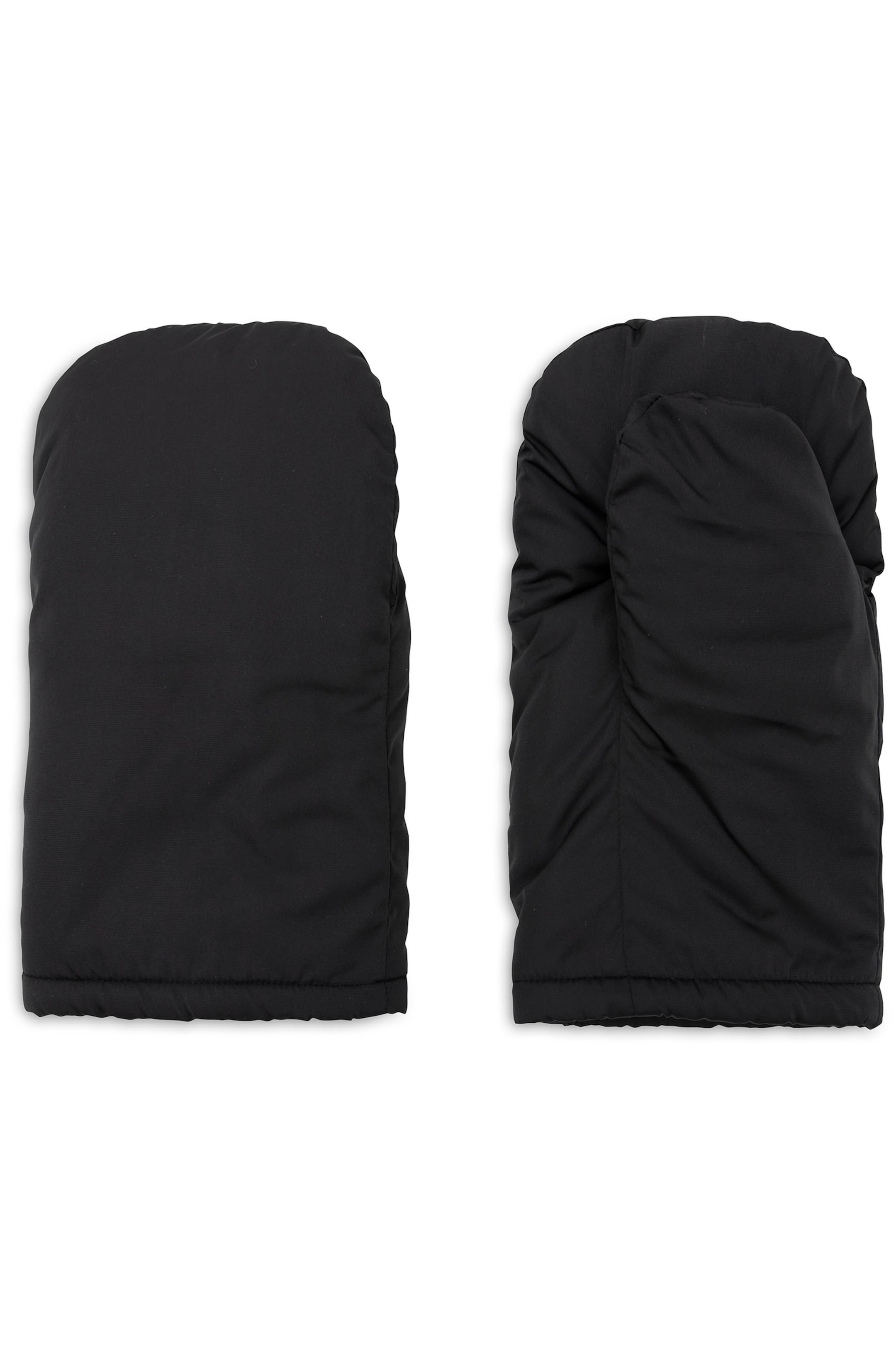 Agrandir l'image: Une paire de moufles noires rembourrées est posée à plat, la moufle gauche montrant le dos de la main au design lisse et la moufle droite orientée vers l’avant afin de mettre en valeur la paume et le compartiment pour le pouce. Les deux moufles présentent une finition en tissu mat ainsi que des poignets cousus légèrement froncés.